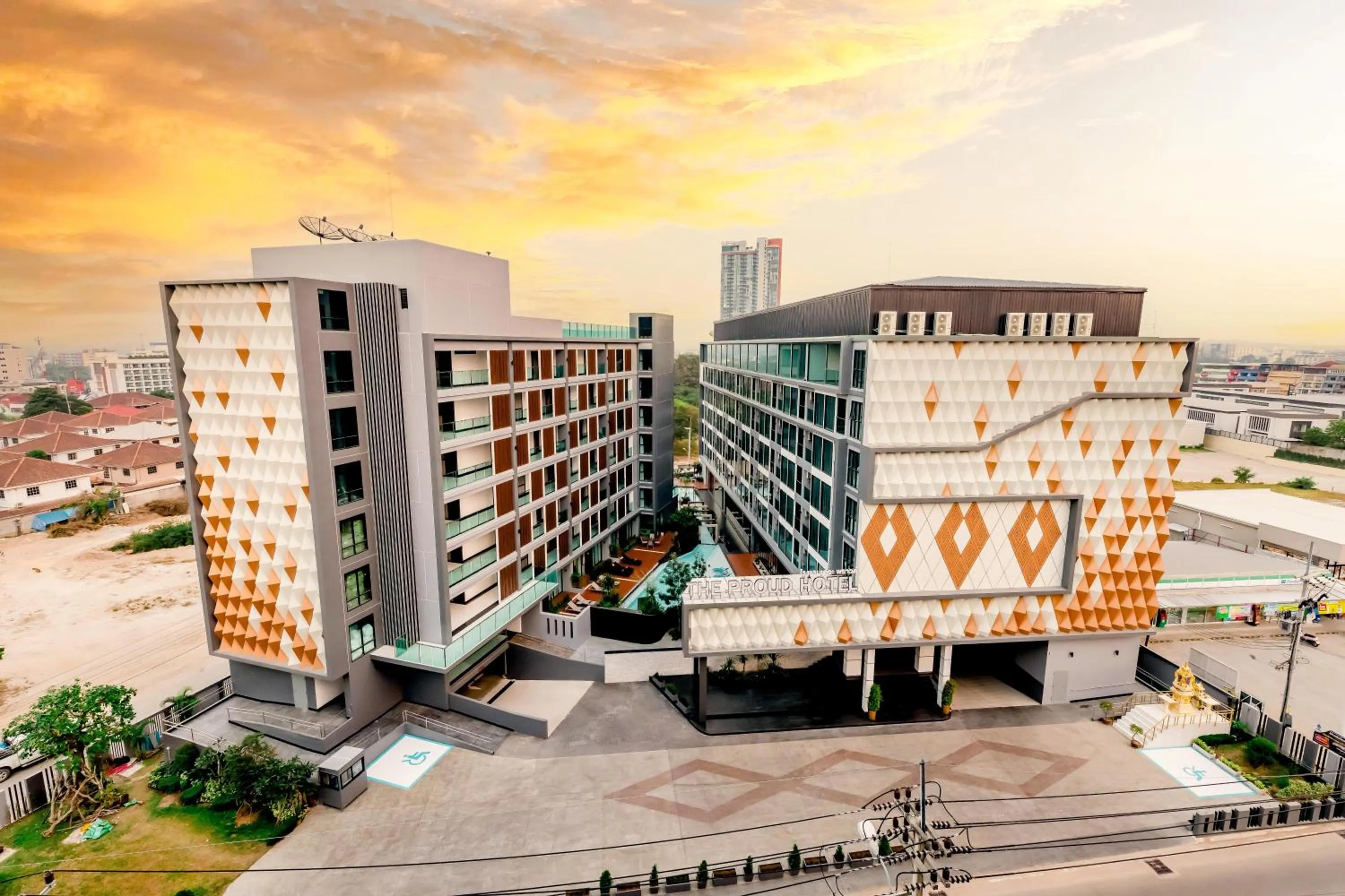 The Proud Hotel Pattaya - SHA Certified