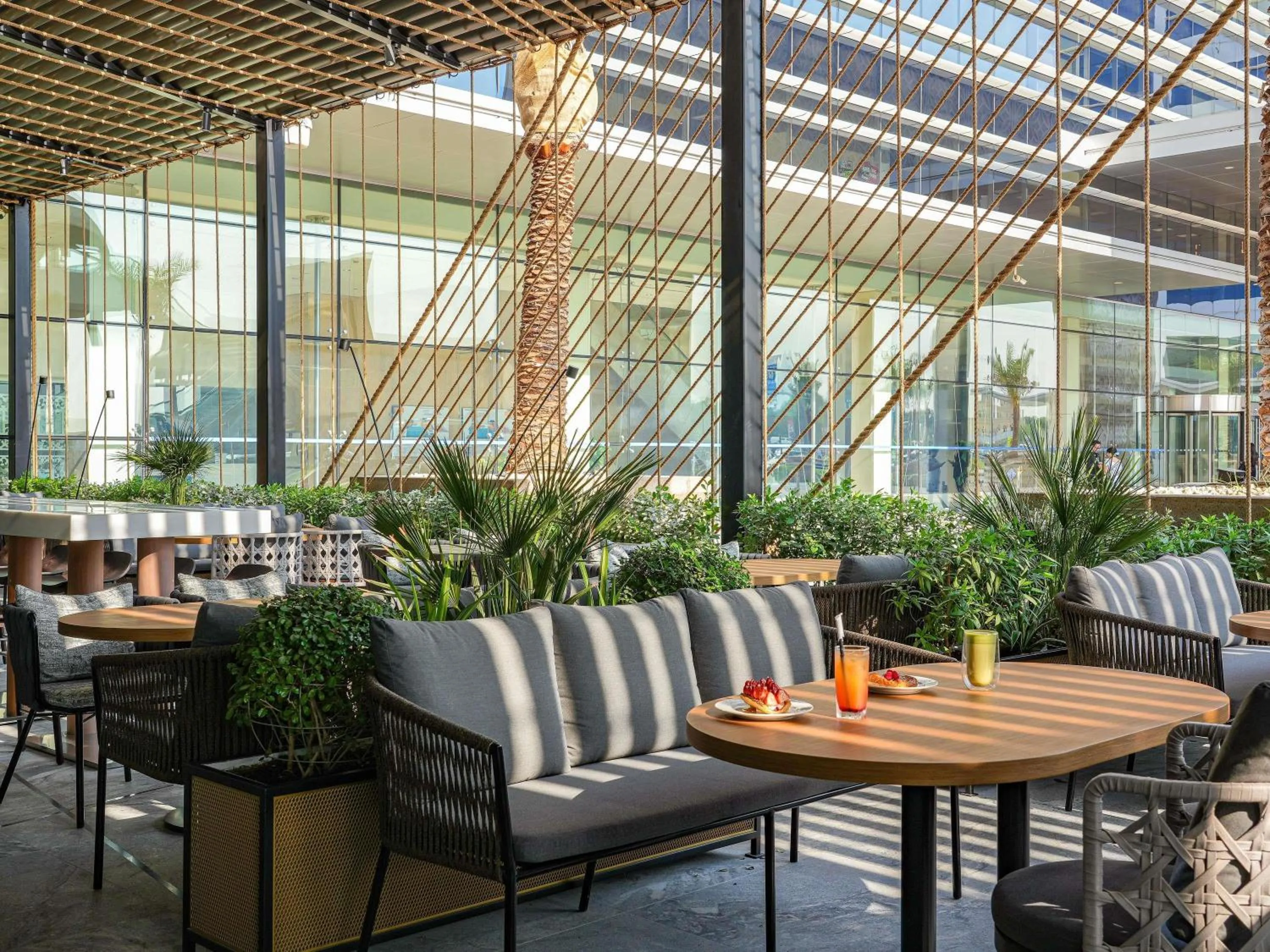 Restaurant/places to eat in Novotel Dubai World Trade Centre