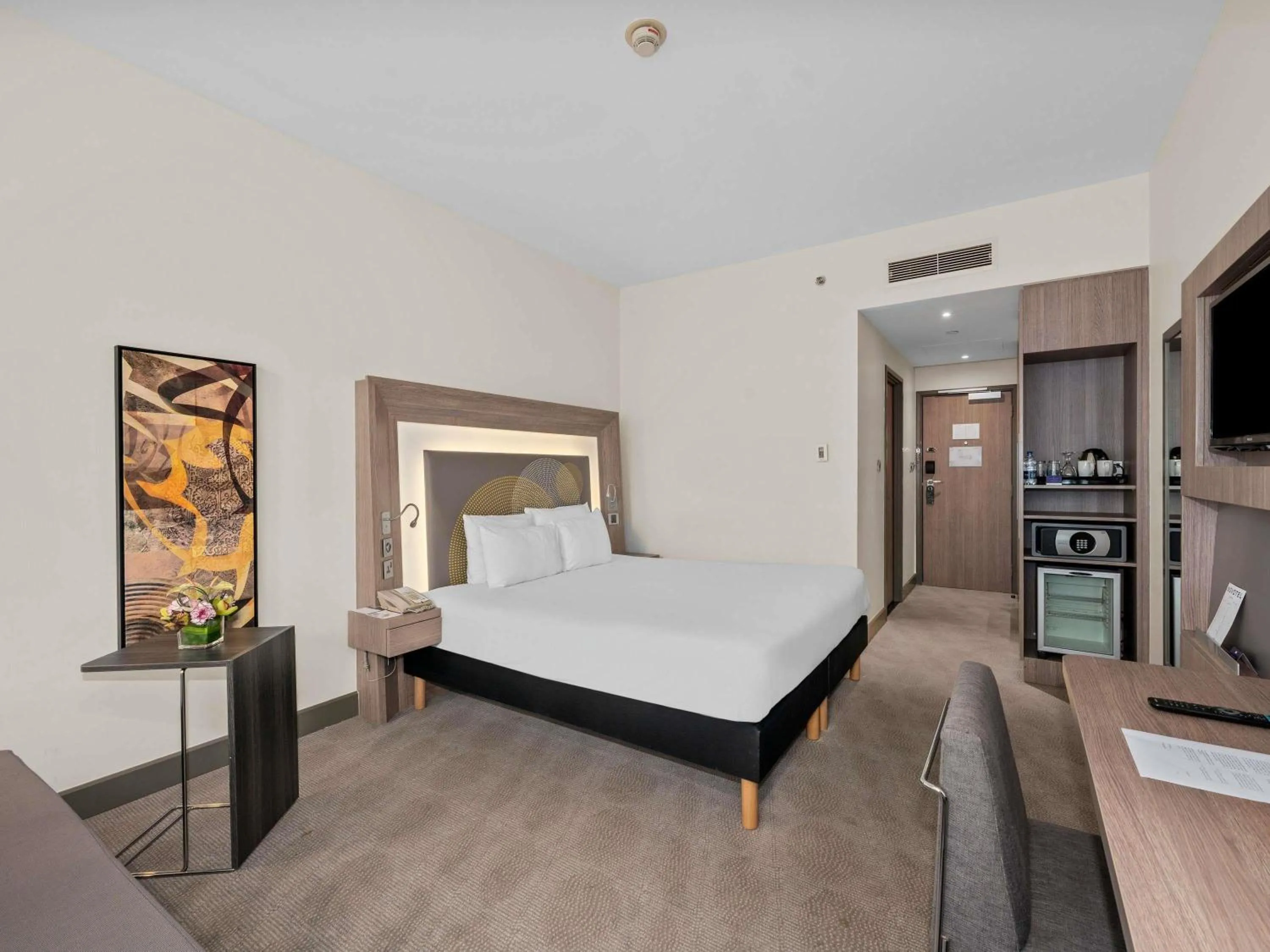 Bedroom, Bed in Novotel Dubai World Trade Centre