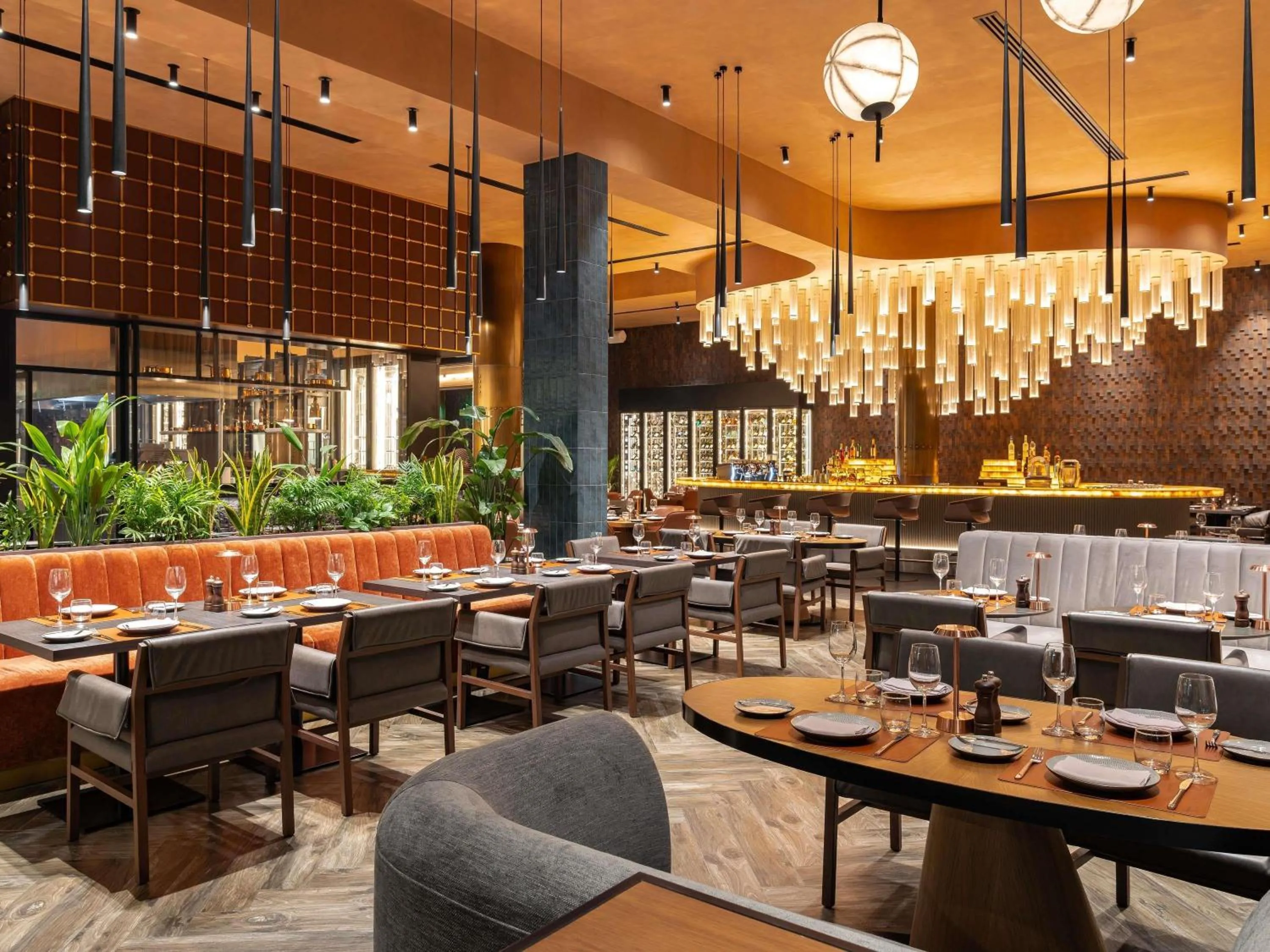 Restaurant/places to eat in Novotel Dubai World Trade Centre