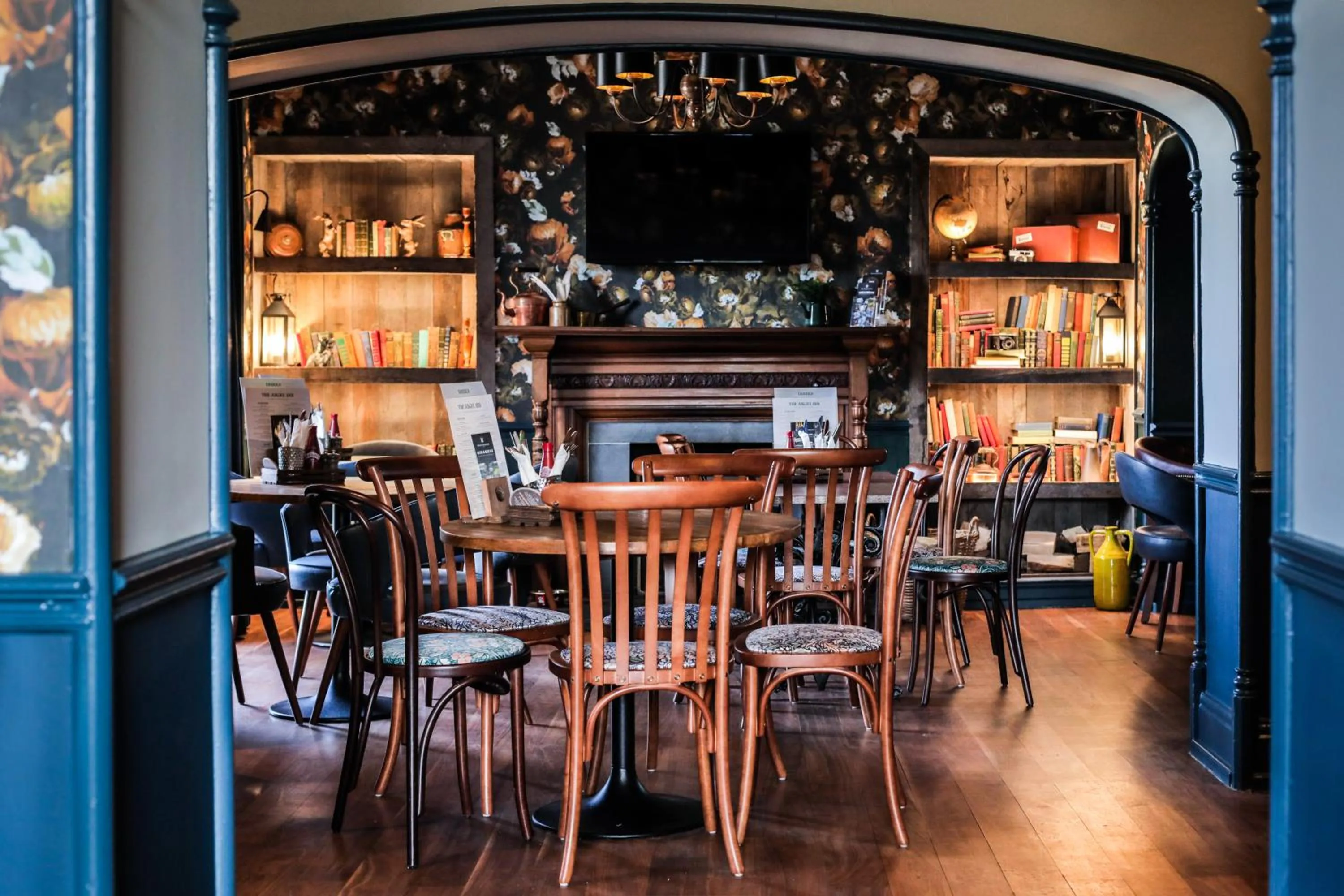 Restaurant/places to eat in The Angel Inn - The Inn Collection Group