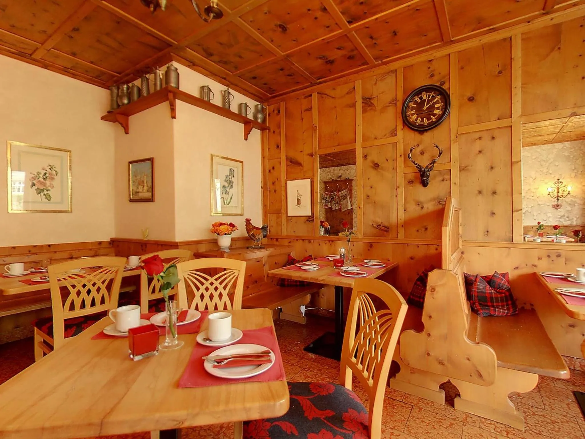 Restaurant/places to eat in Hotel Heigl