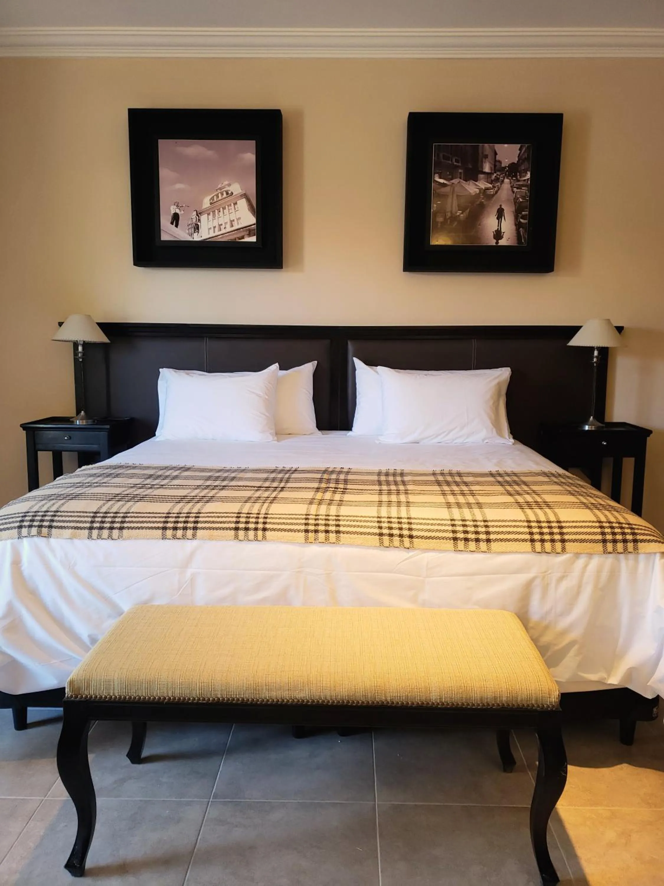 Bed in Casa Agostino - Luxury wine resort