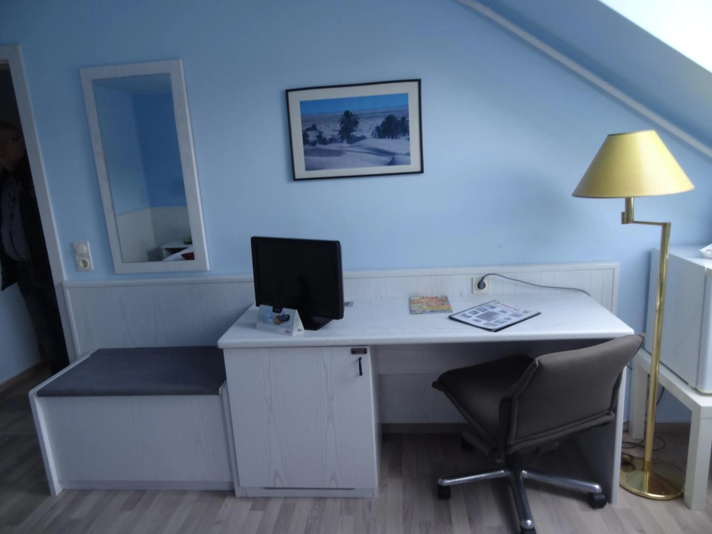 Communal lounge/ TV room in Hotel Elisenhof