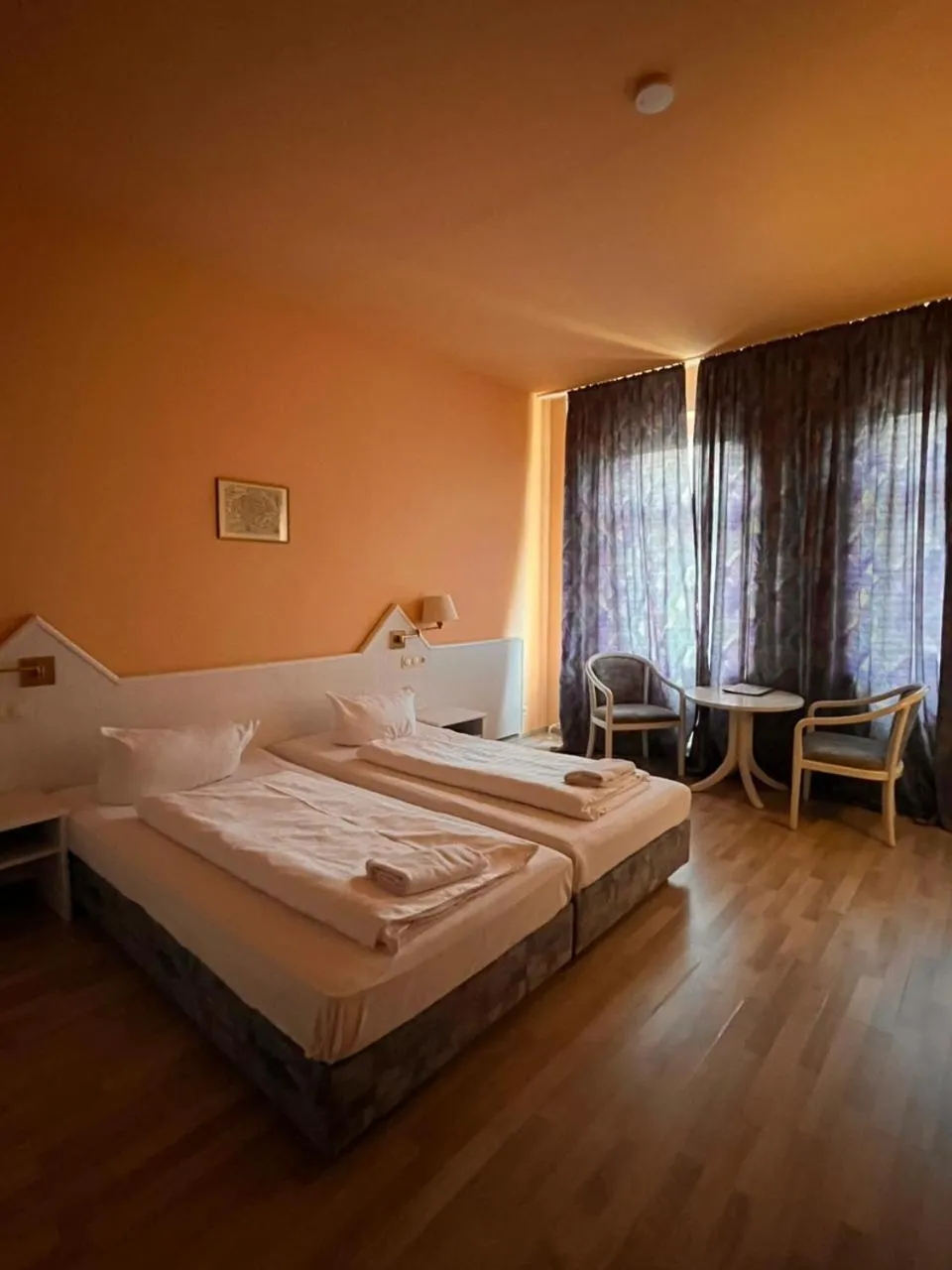 Bedroom, Bed in Hotel Elisenhof