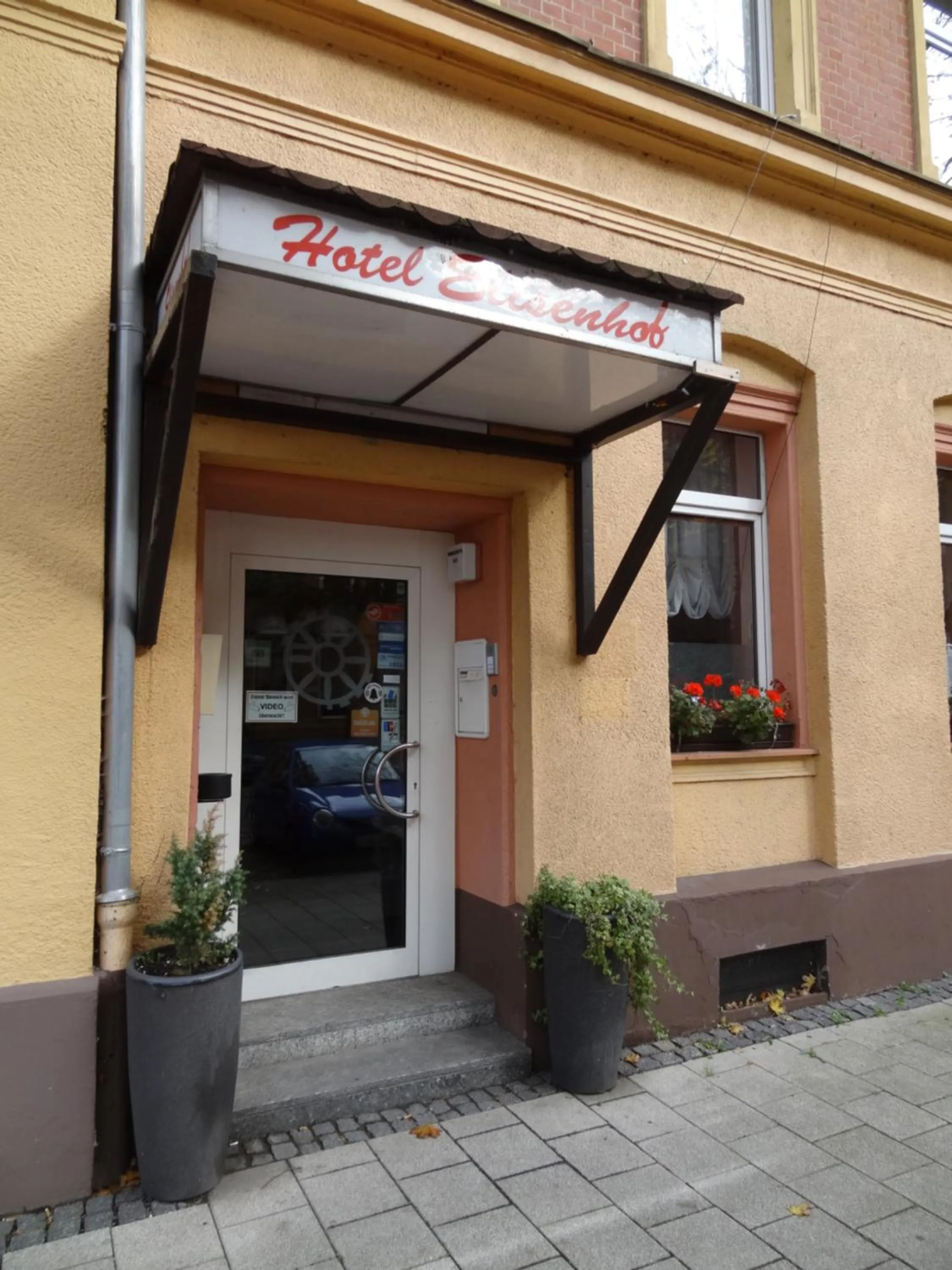 Facade/entrance in Hotel Elisenhof