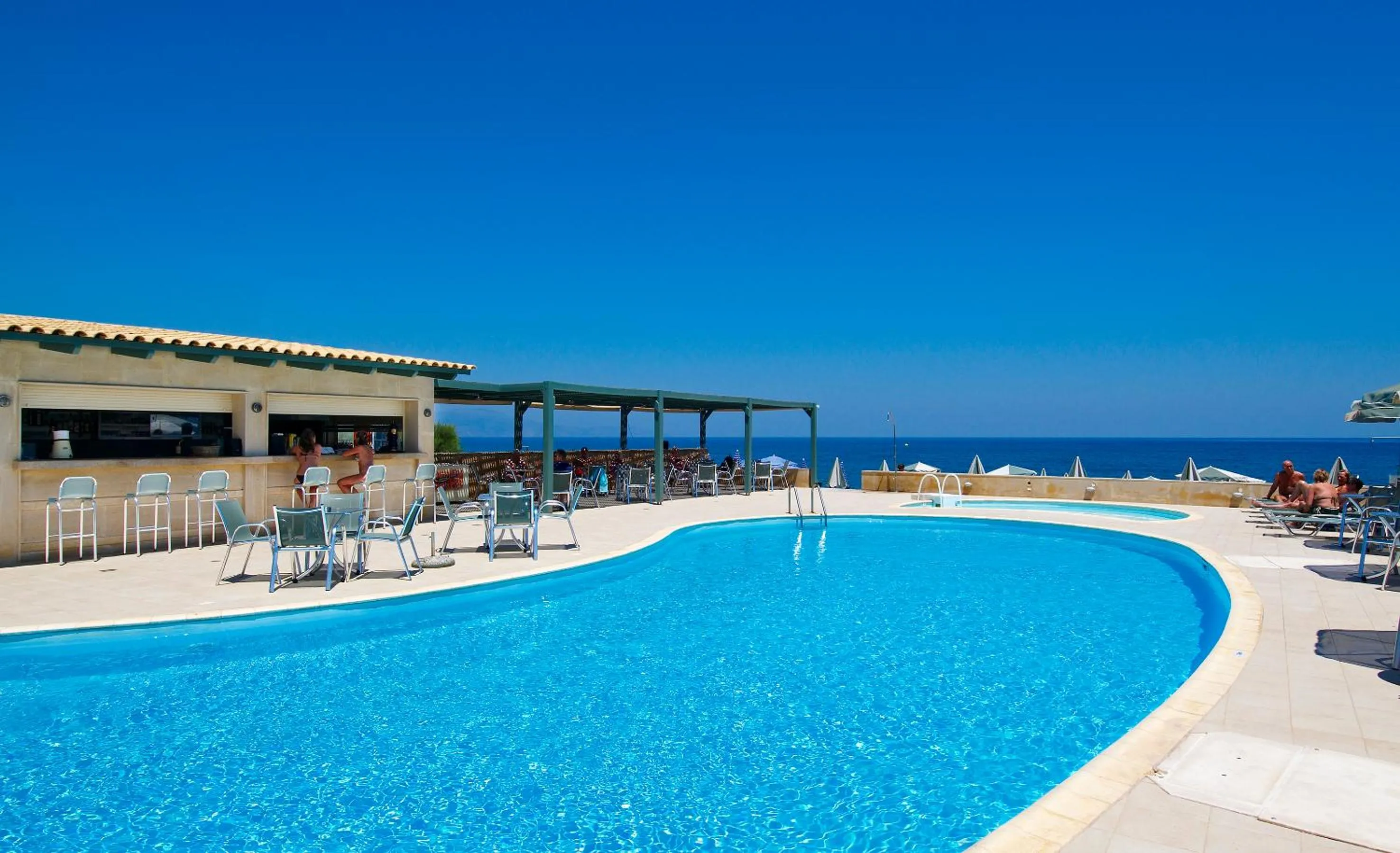 Property building in Lissos Beach