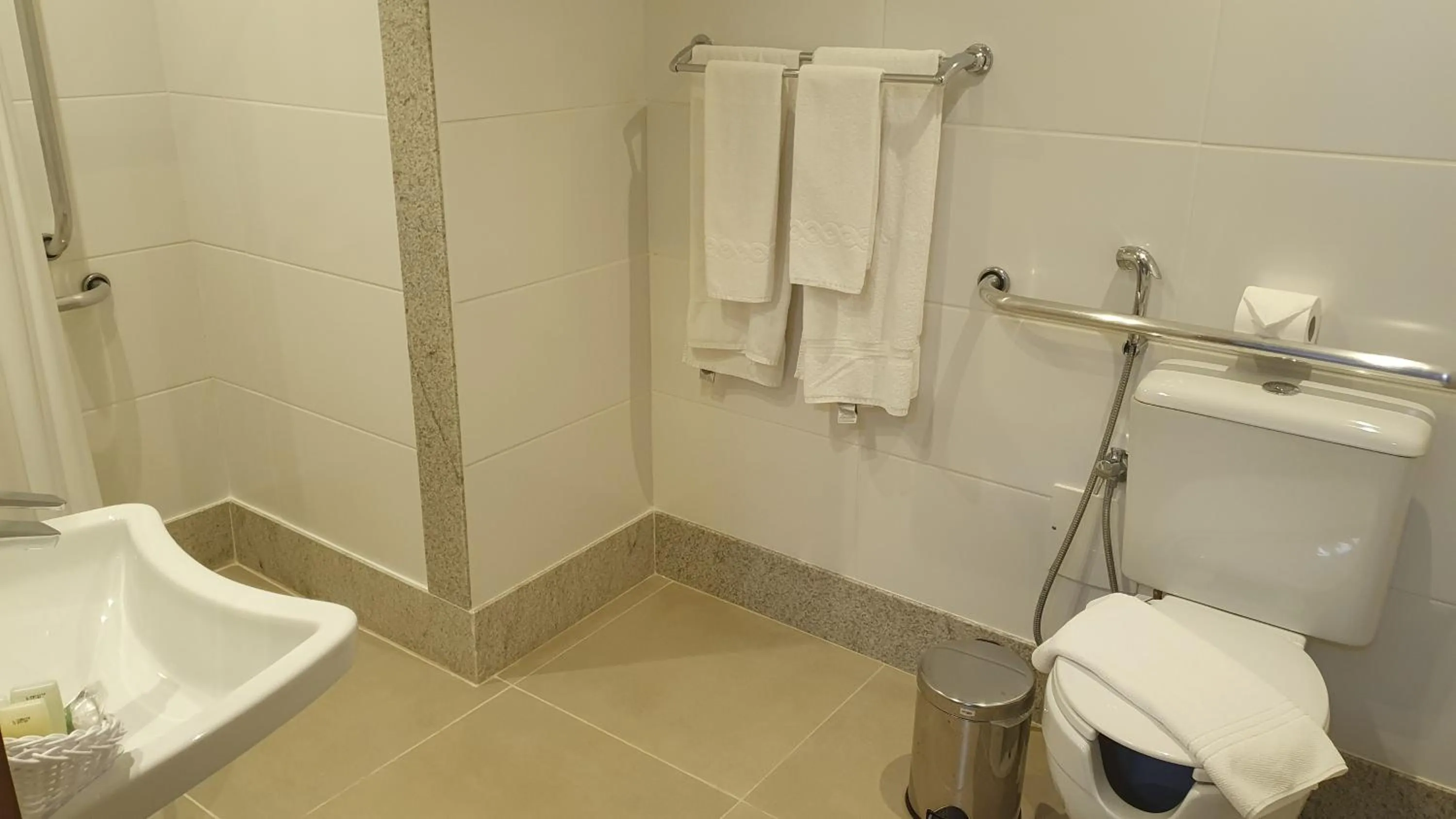 Vista Azul Flat Service