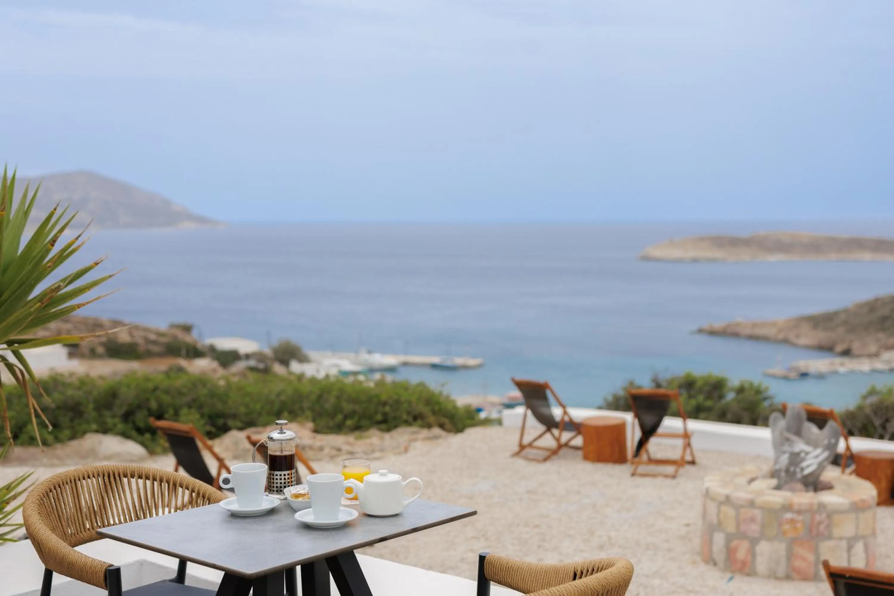 Property building in The Windmill Kimolos