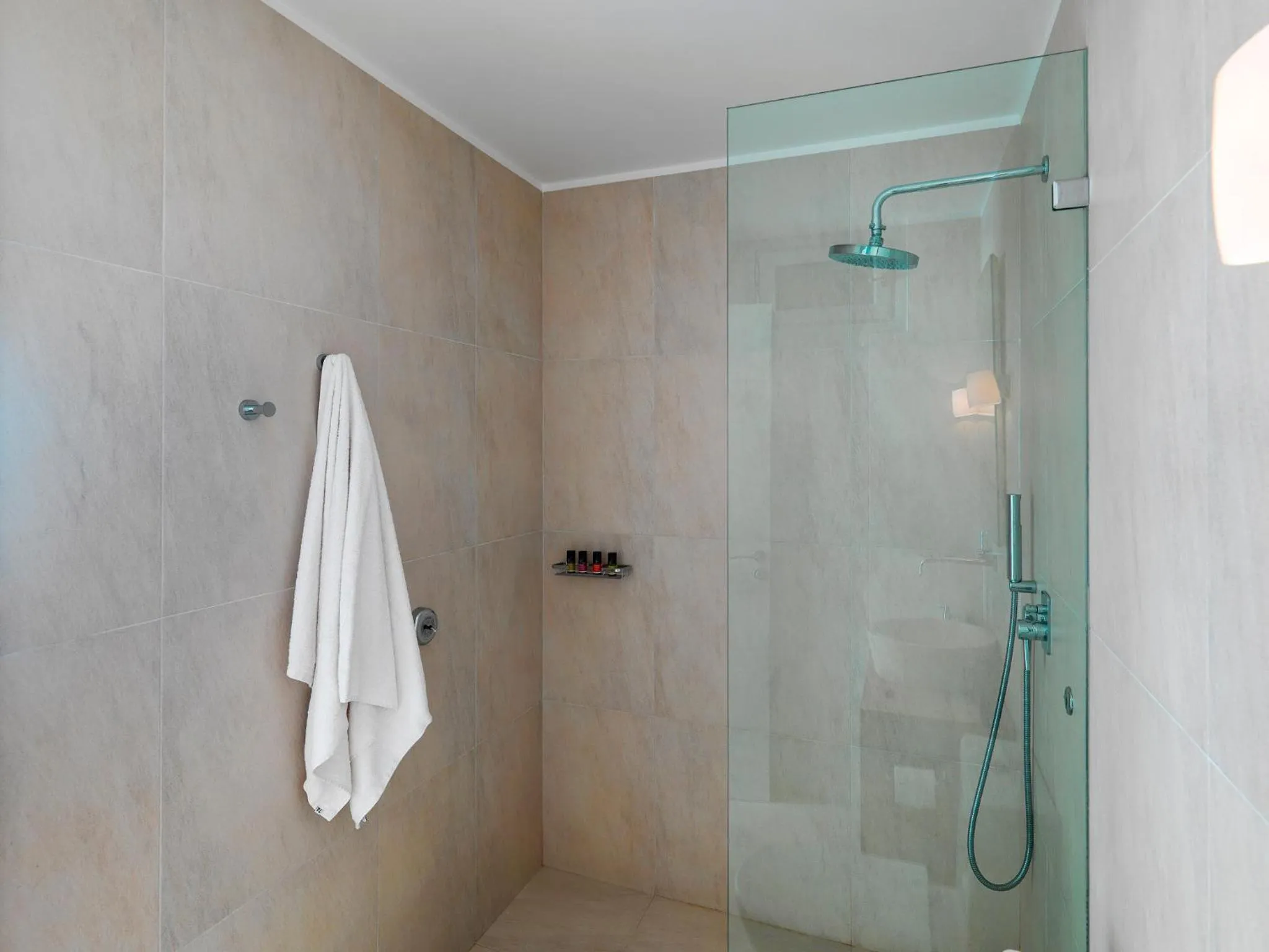 Shower in The Windmill Kimolos