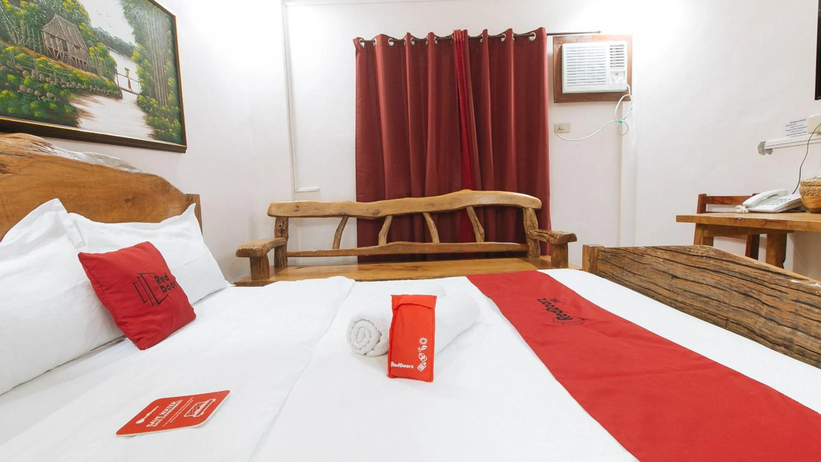 Bedroom, Bed in RedDoorz Plus @ Jollydays Hotel Nueva Ecija