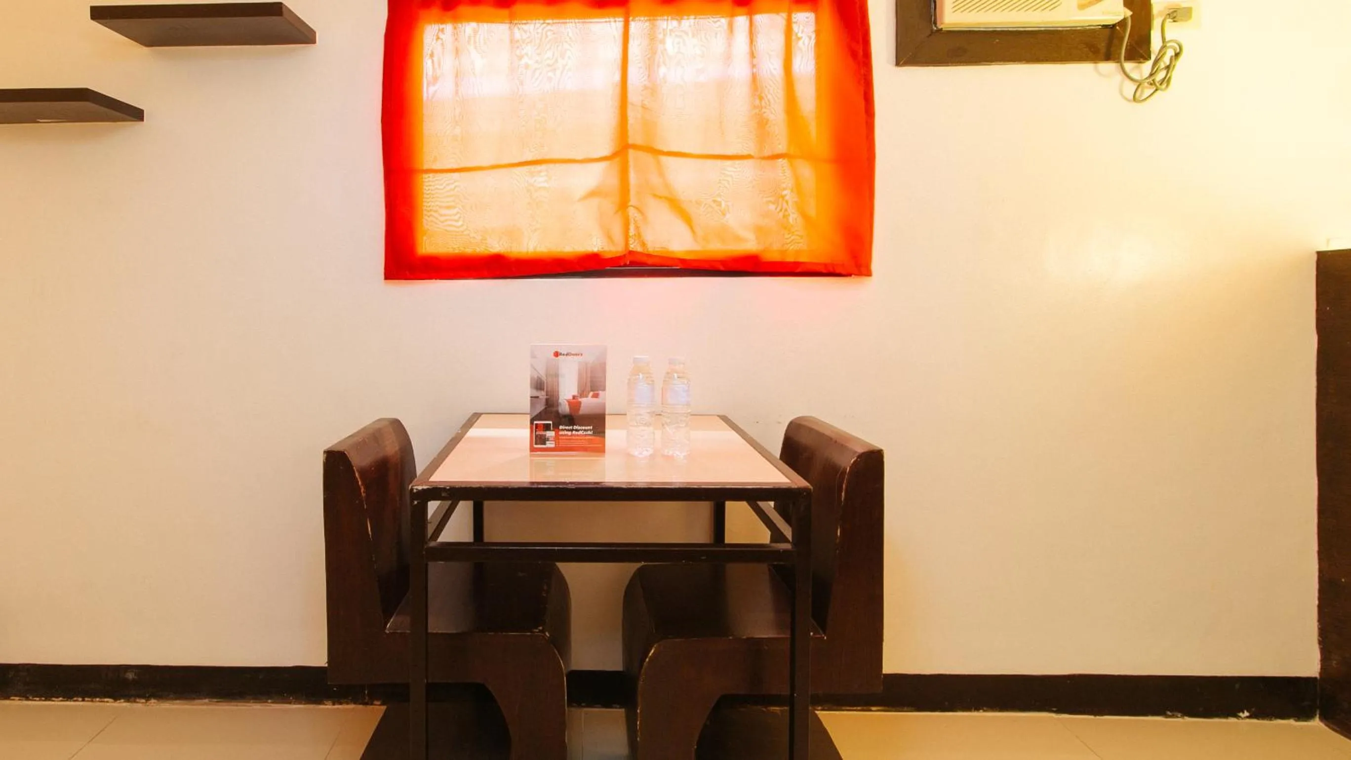 Bedroom in RedDoorz @ EL Runway Hotel Bulacan