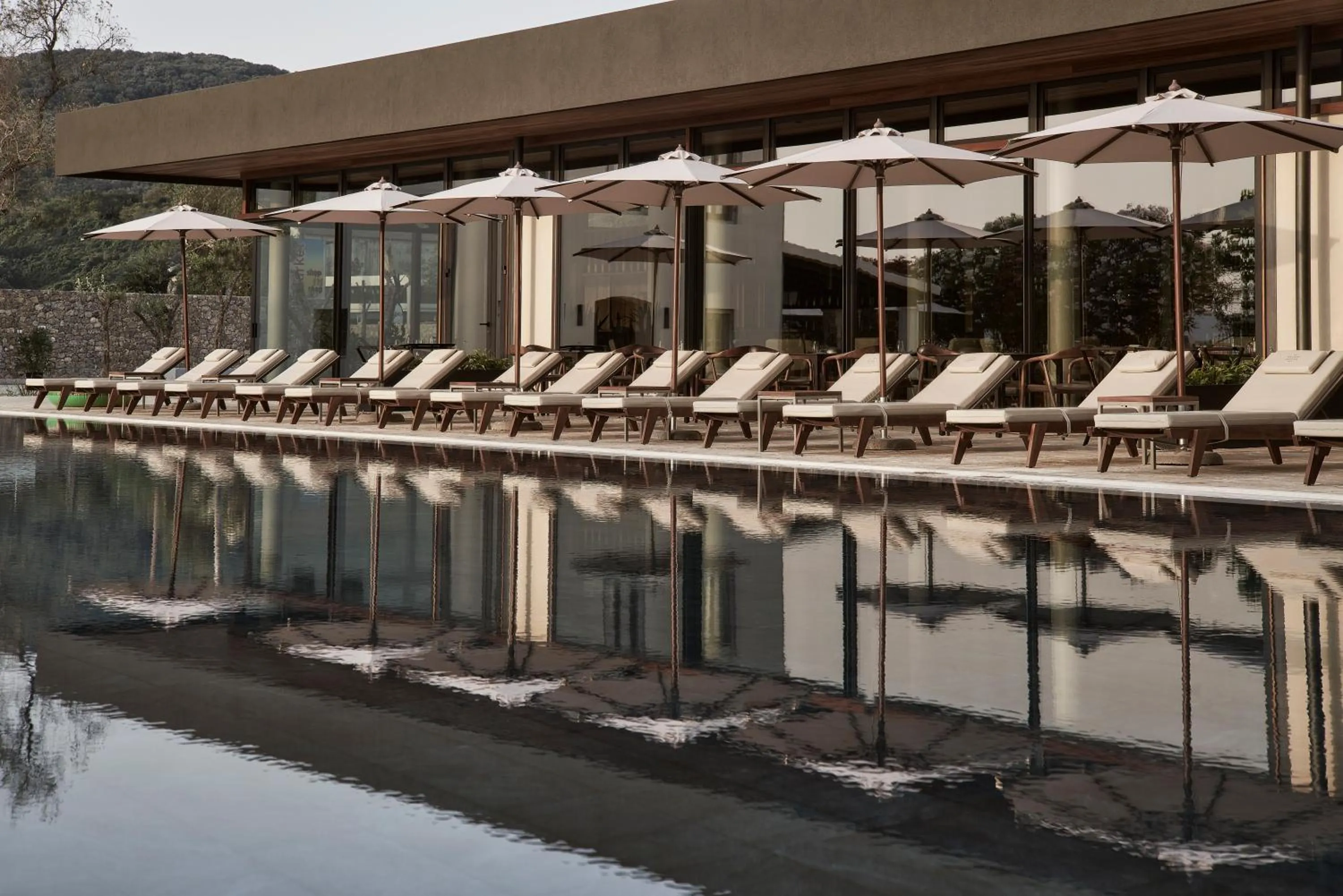 Swimming pool in The Olivar Suites