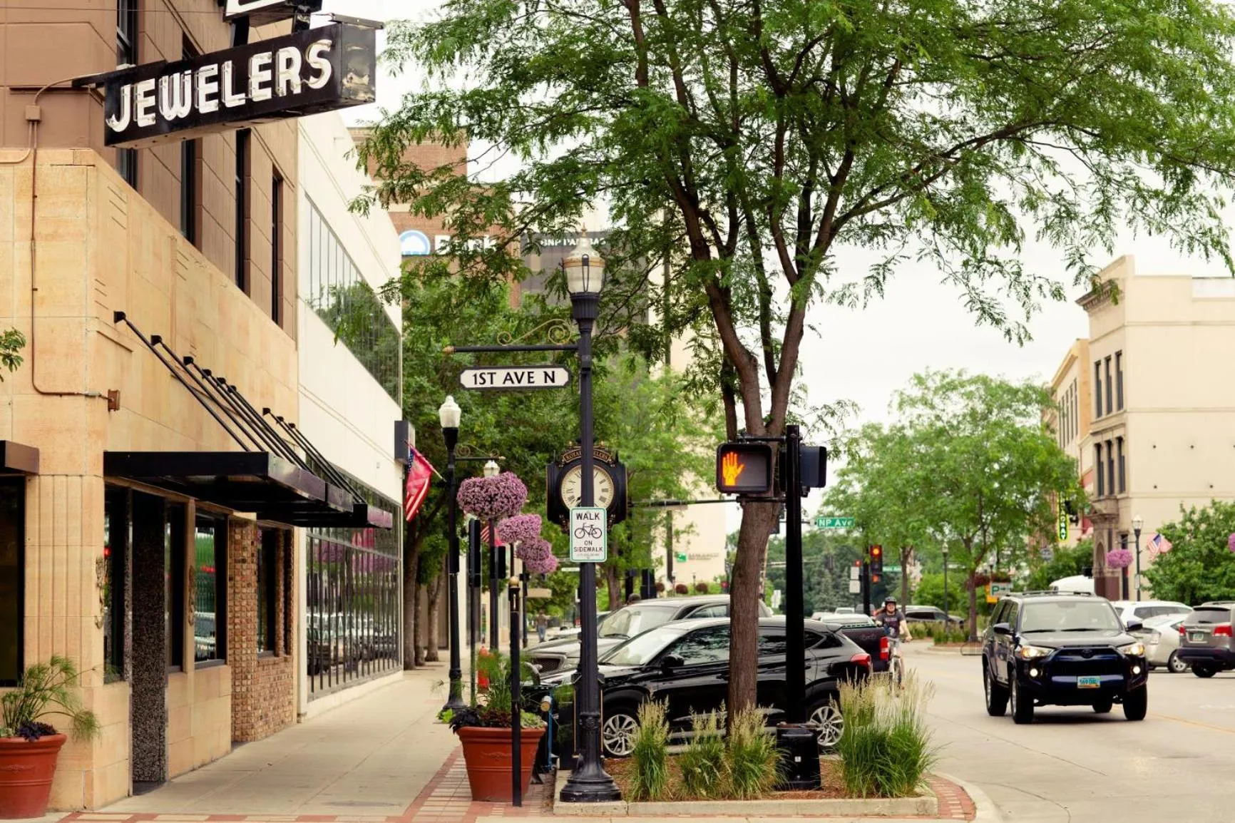 Neighbourhood in Jasper Hotel