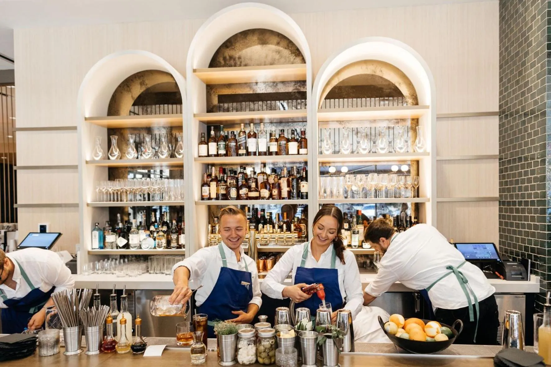 Restaurant/places to eat in Jasper Hotel