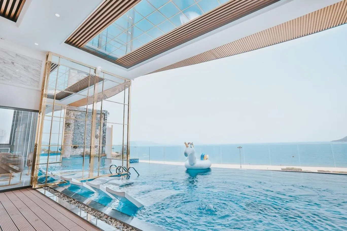 Swimming pool in La Vague Hotel