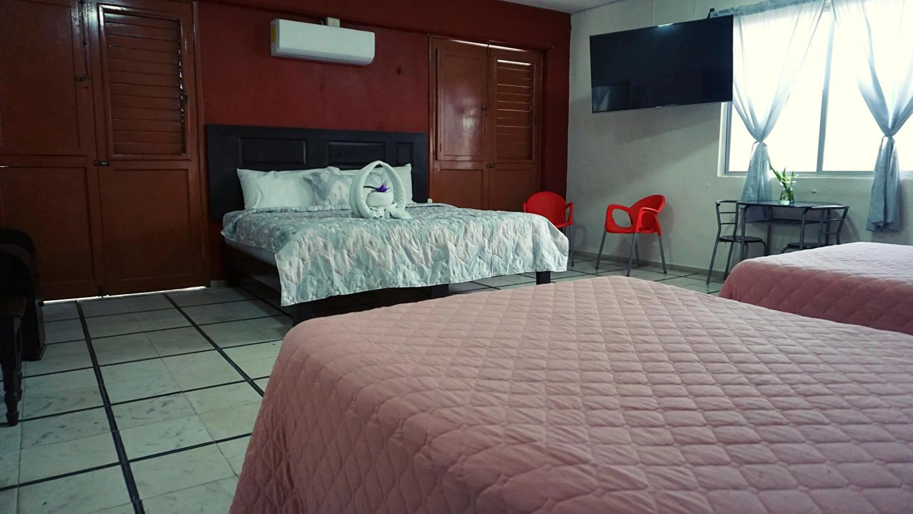 Bed in Hotel Murallas 231, CENTRO HISTORICO