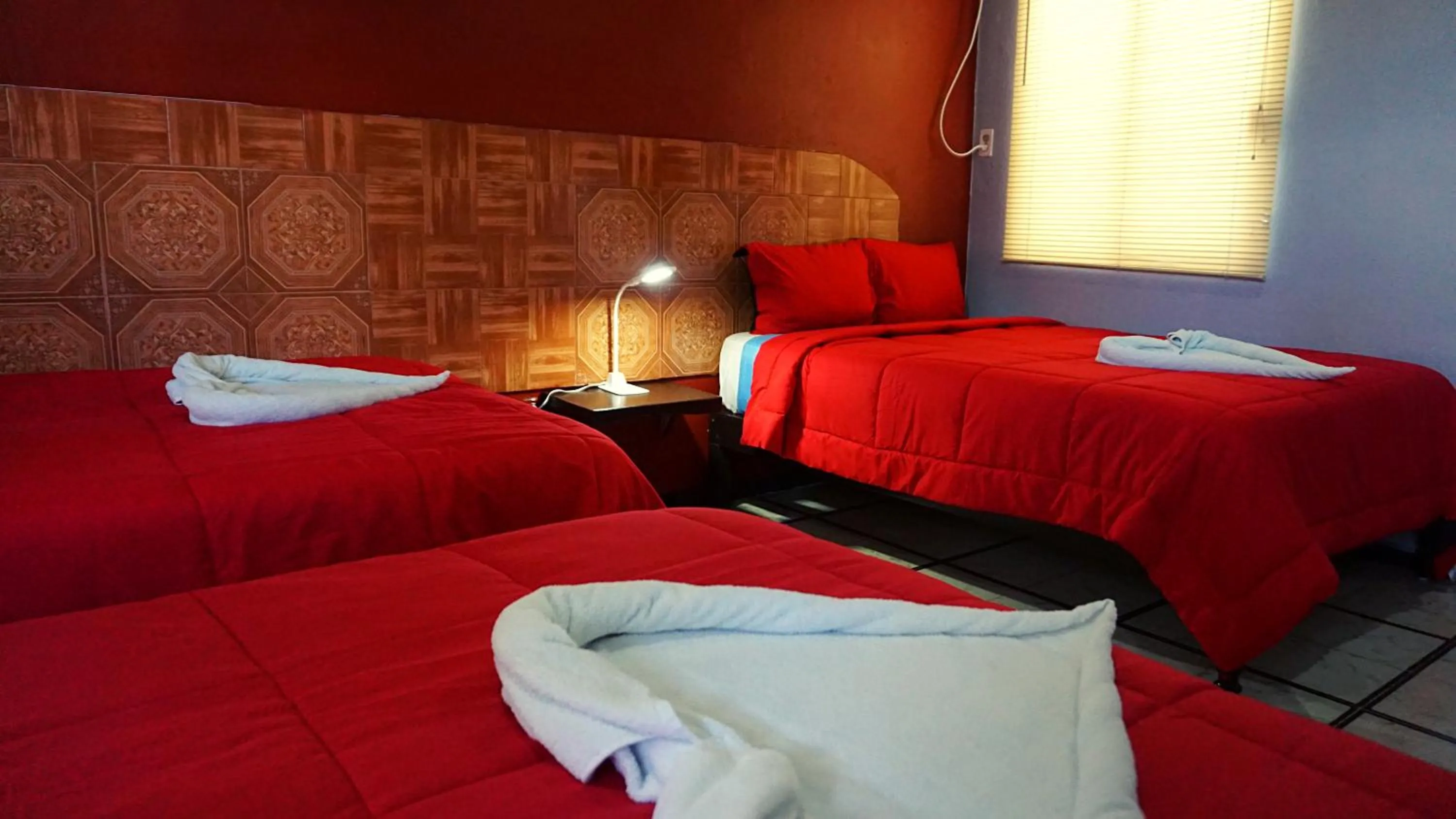 Bed in Hotel Murallas 231, CENTRO HISTORICO