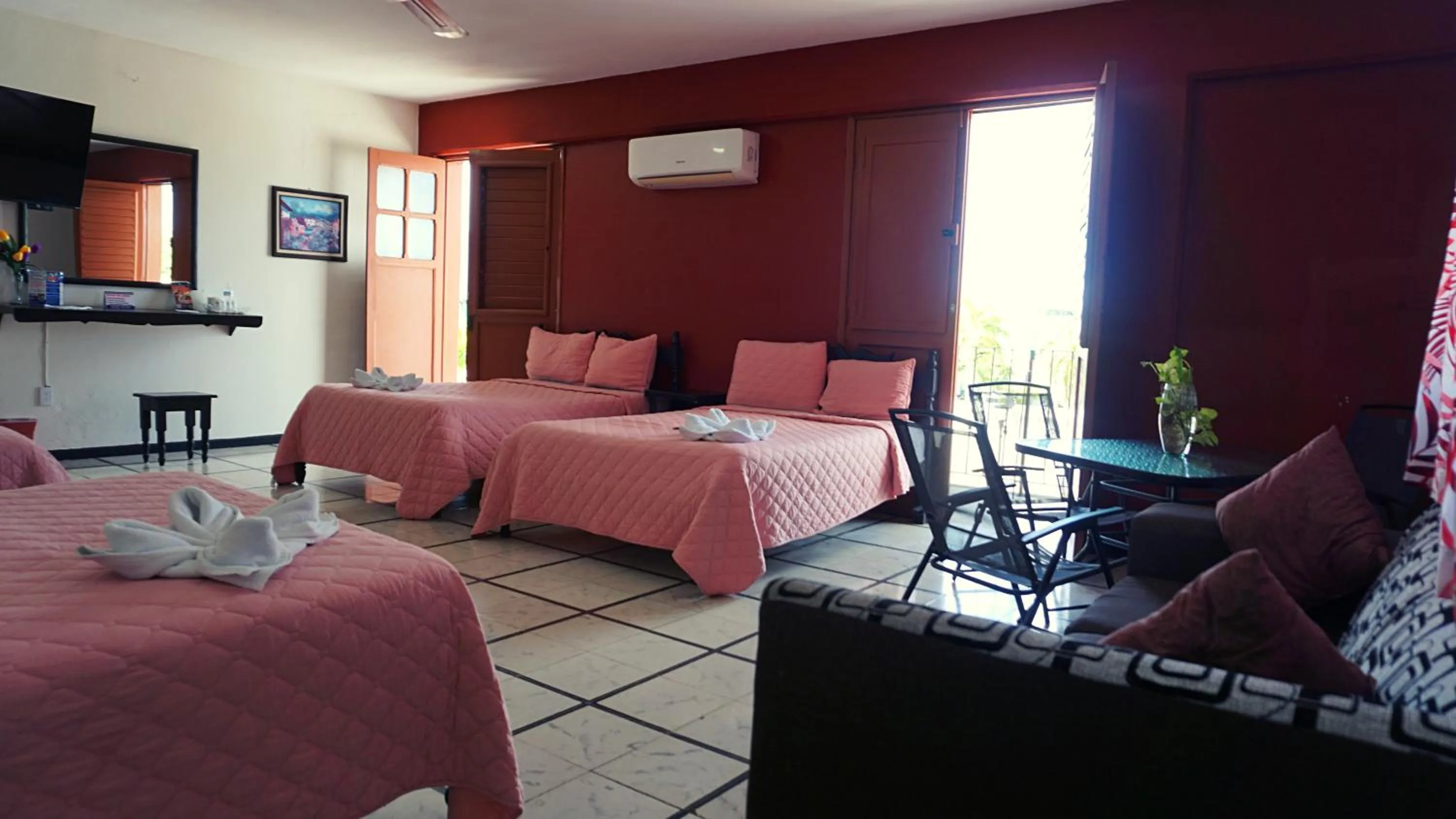 Bed in Hotel Murallas 231, CENTRO HISTORICO