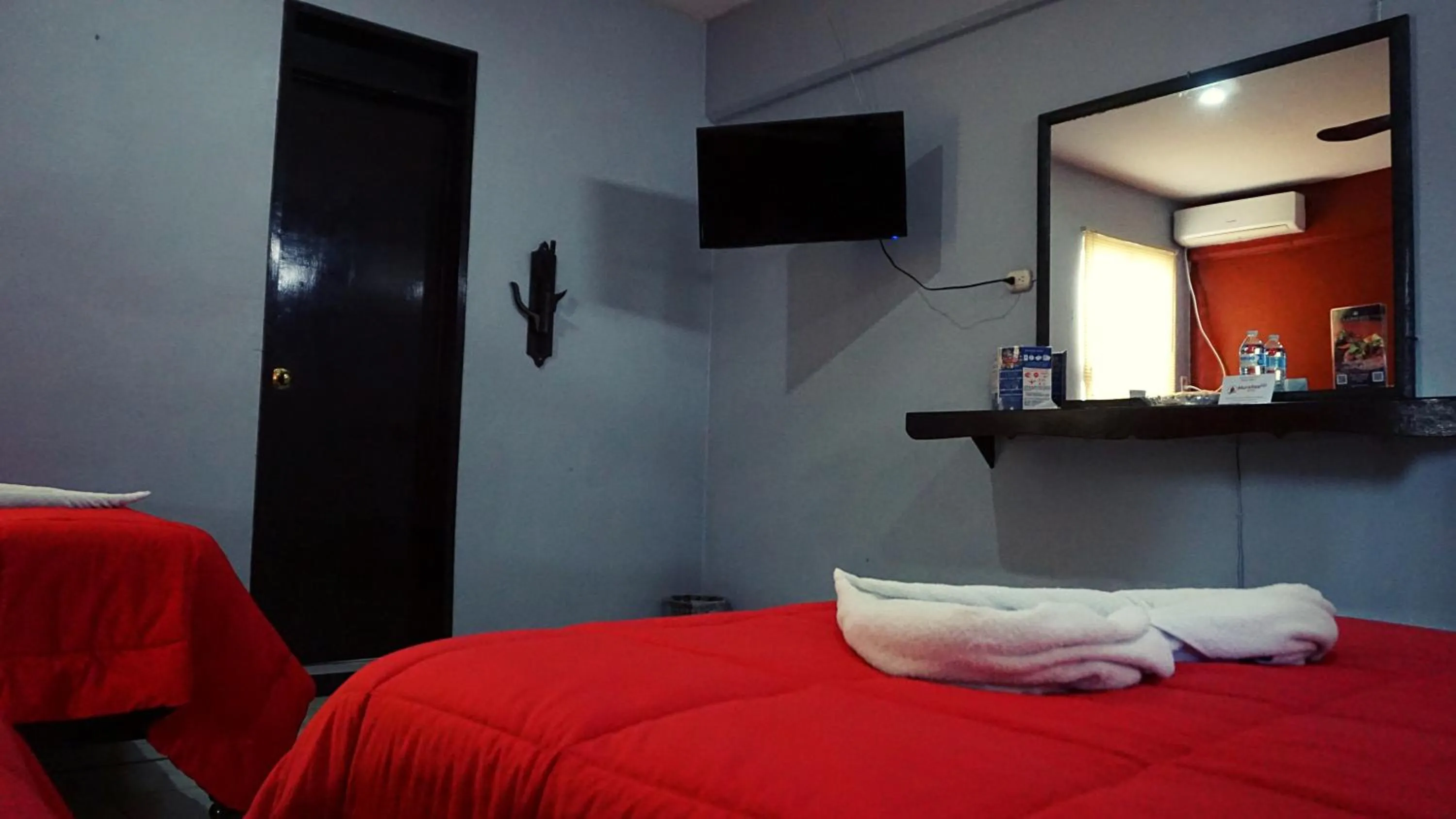 Bed in Hotel Murallas 231, CENTRO HISTORICO