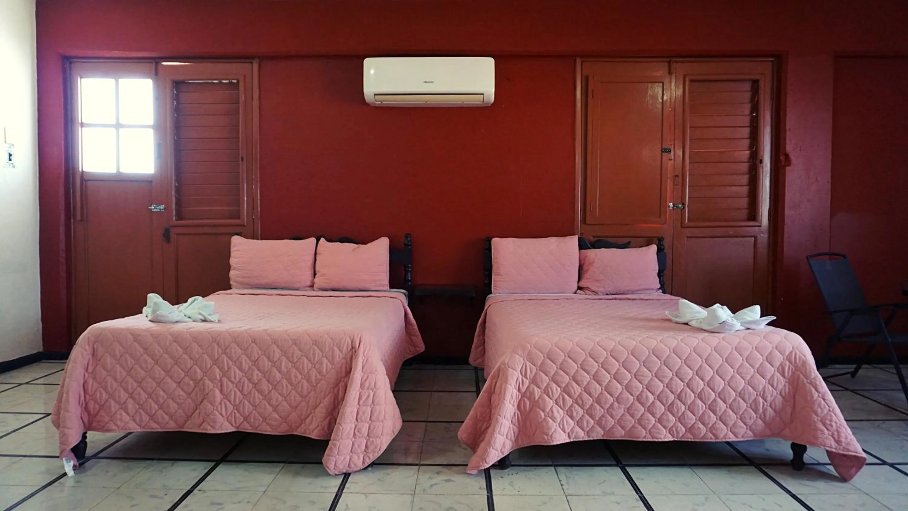 Bed in Hotel Murallas 231, CENTRO HISTORICO