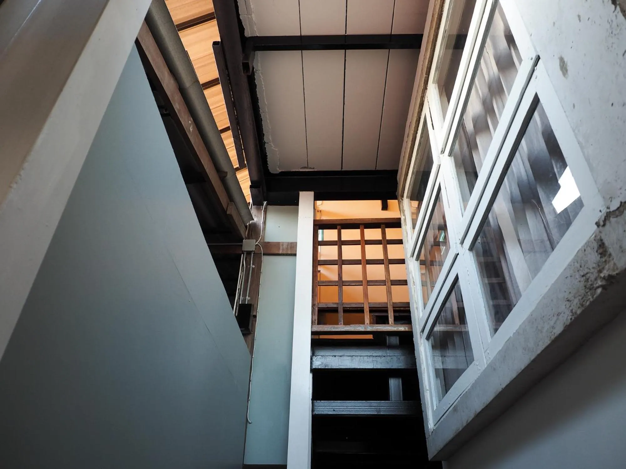 Decorative detail in Velawarin Hotel