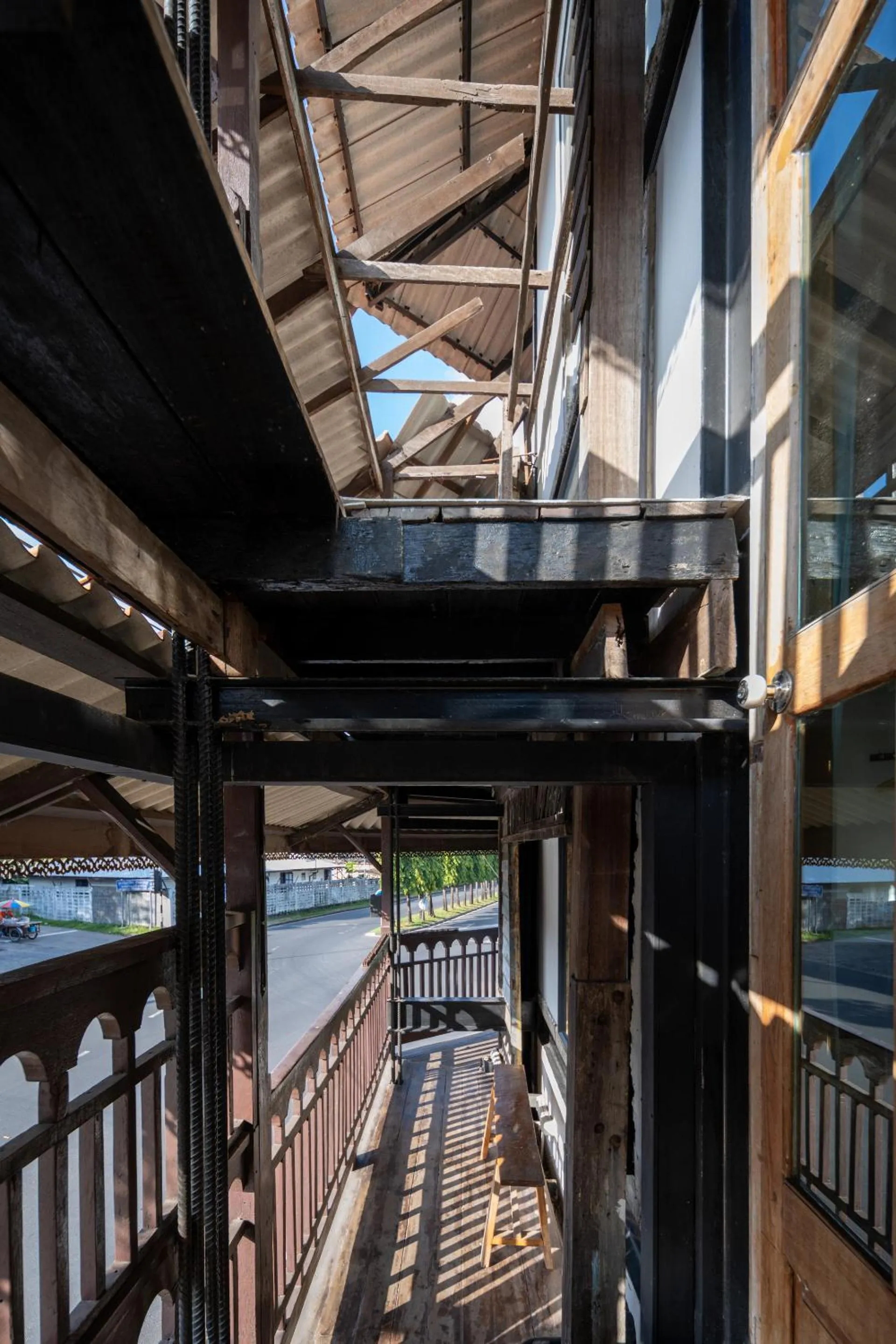 Balcony/Terrace in Velawarin Hotel