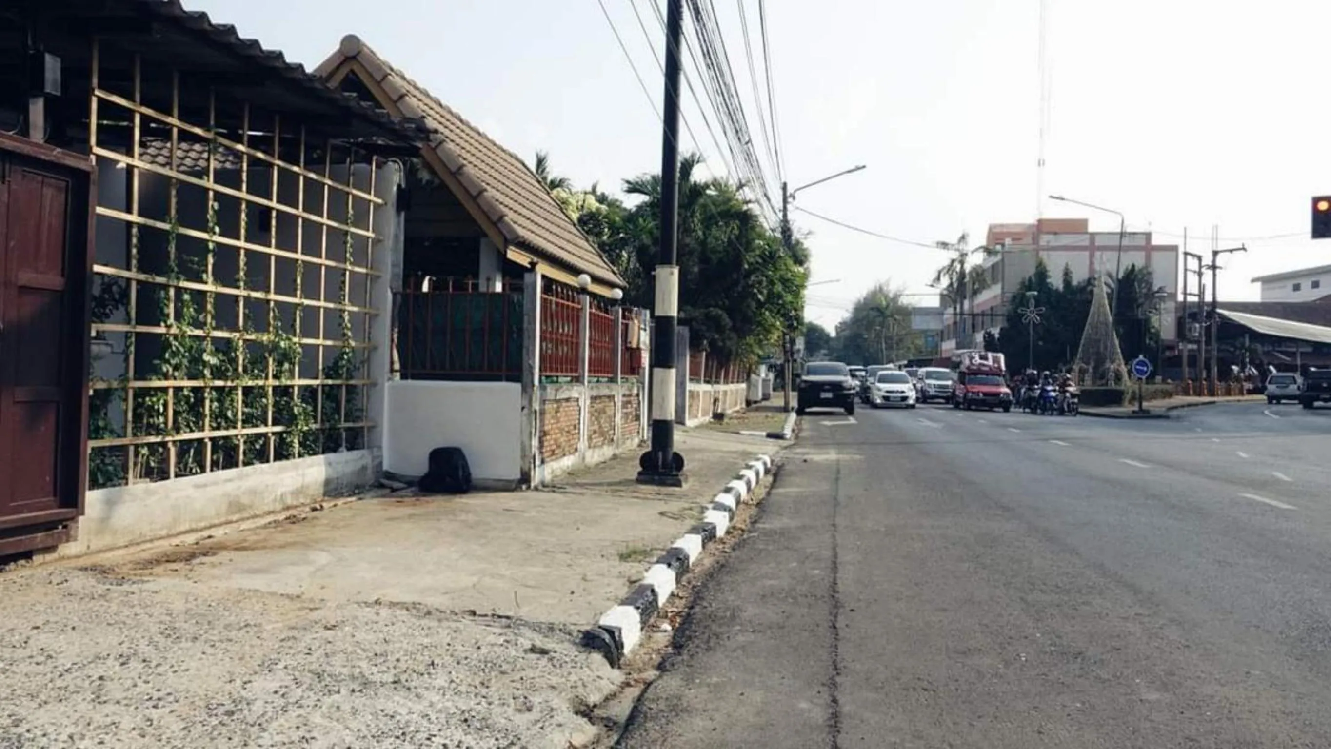 Parking in Velawarin Hotel