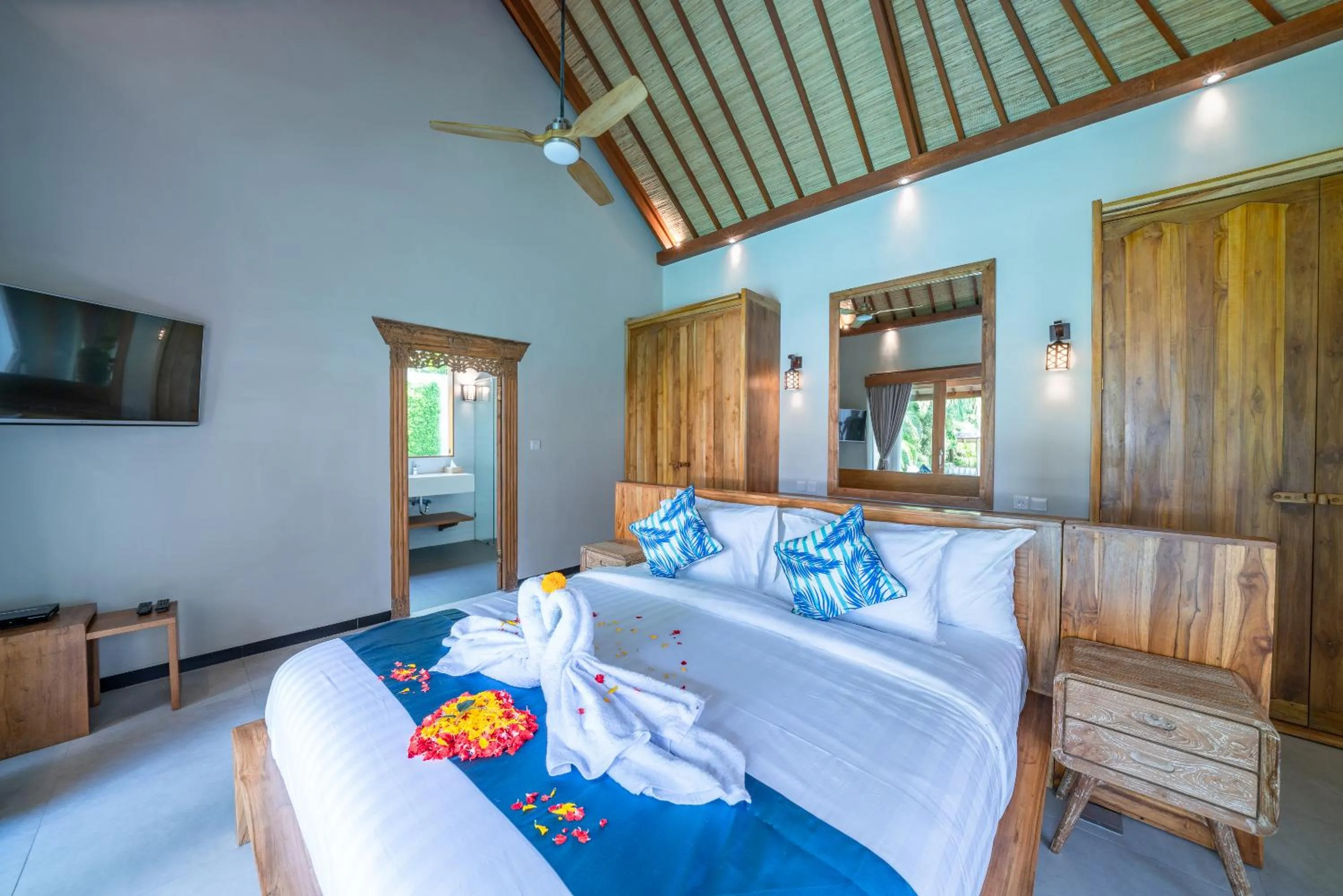 Property building, Bed in Villa Litera Canggu Bali