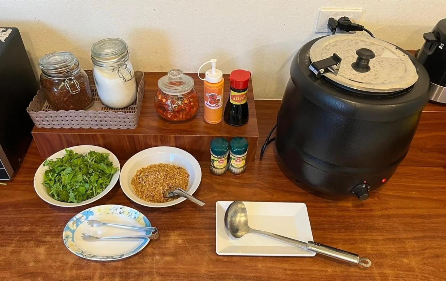 The charlotte smart hotel lopburi