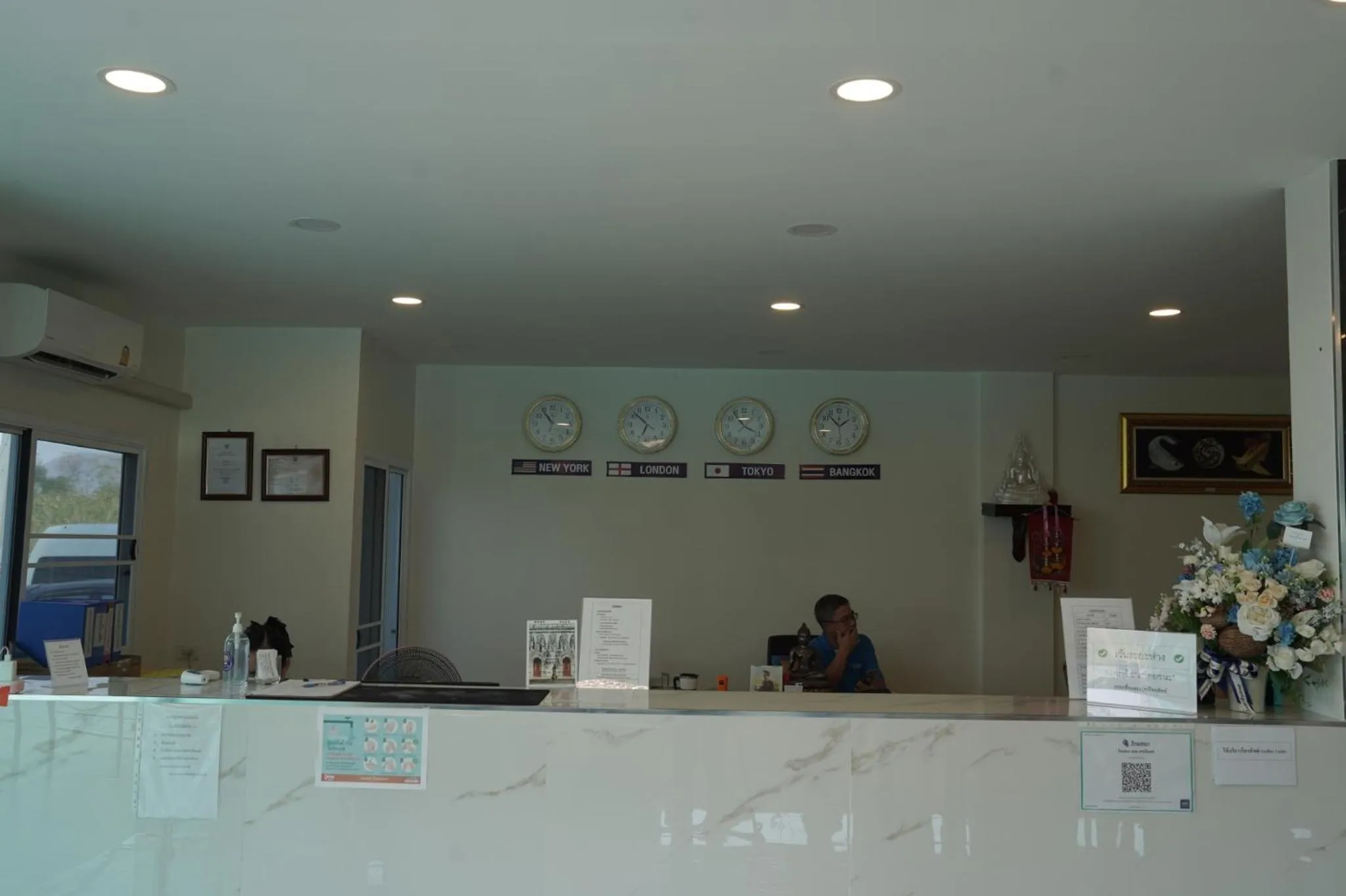 Lobby or reception in The charlotte smart hotel lopburi