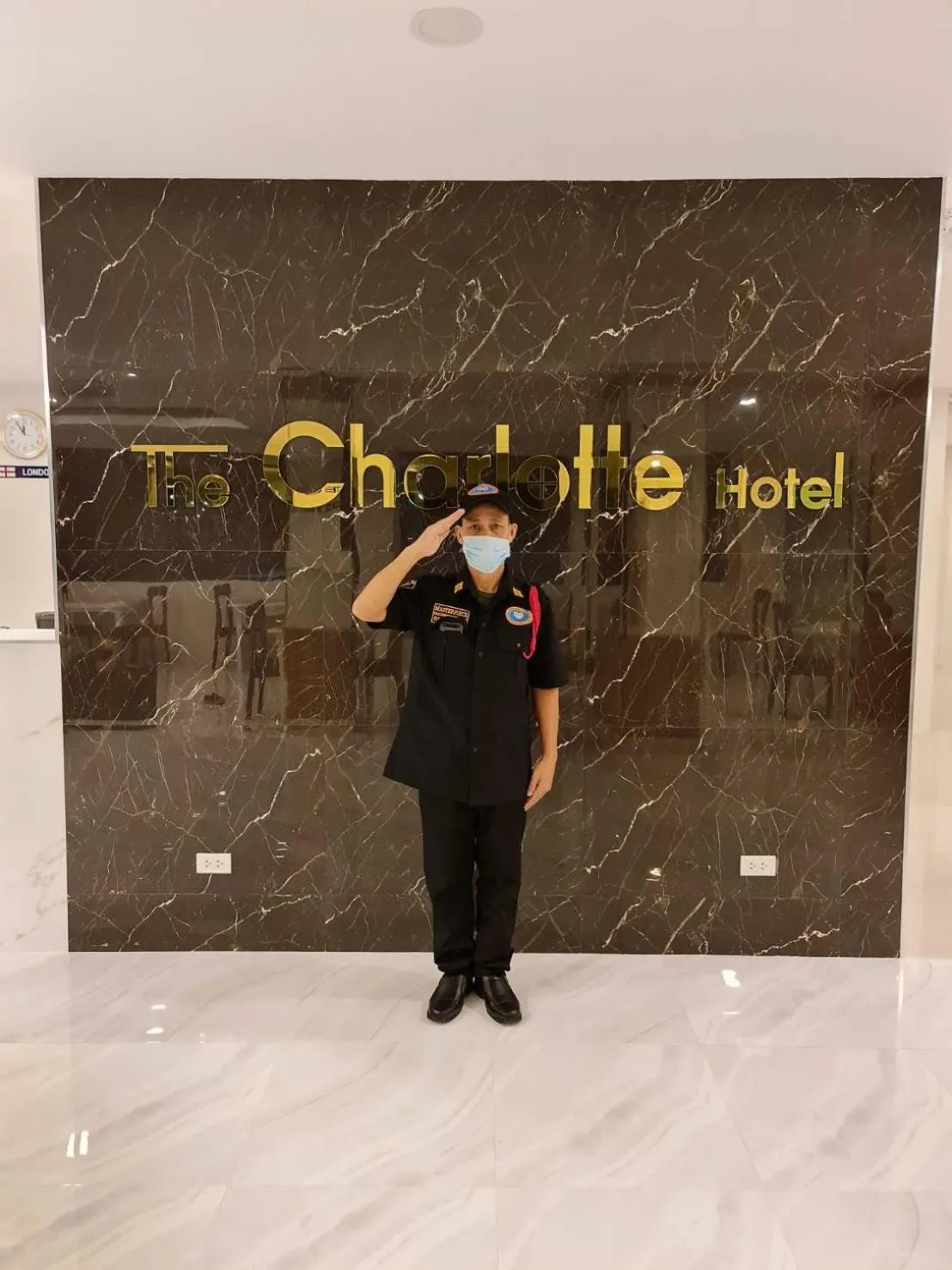 The charlotte smart hotel lopburi
