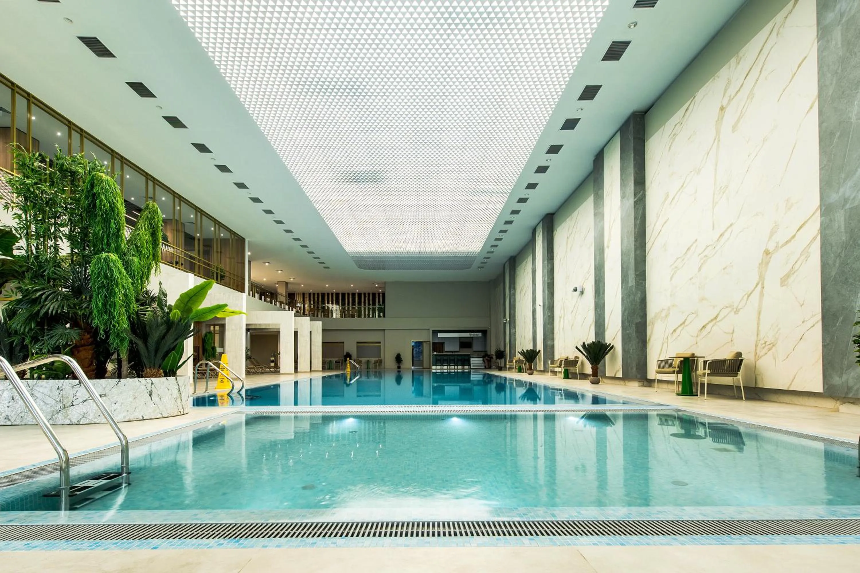 Swimming pool in Rixos Turkistan