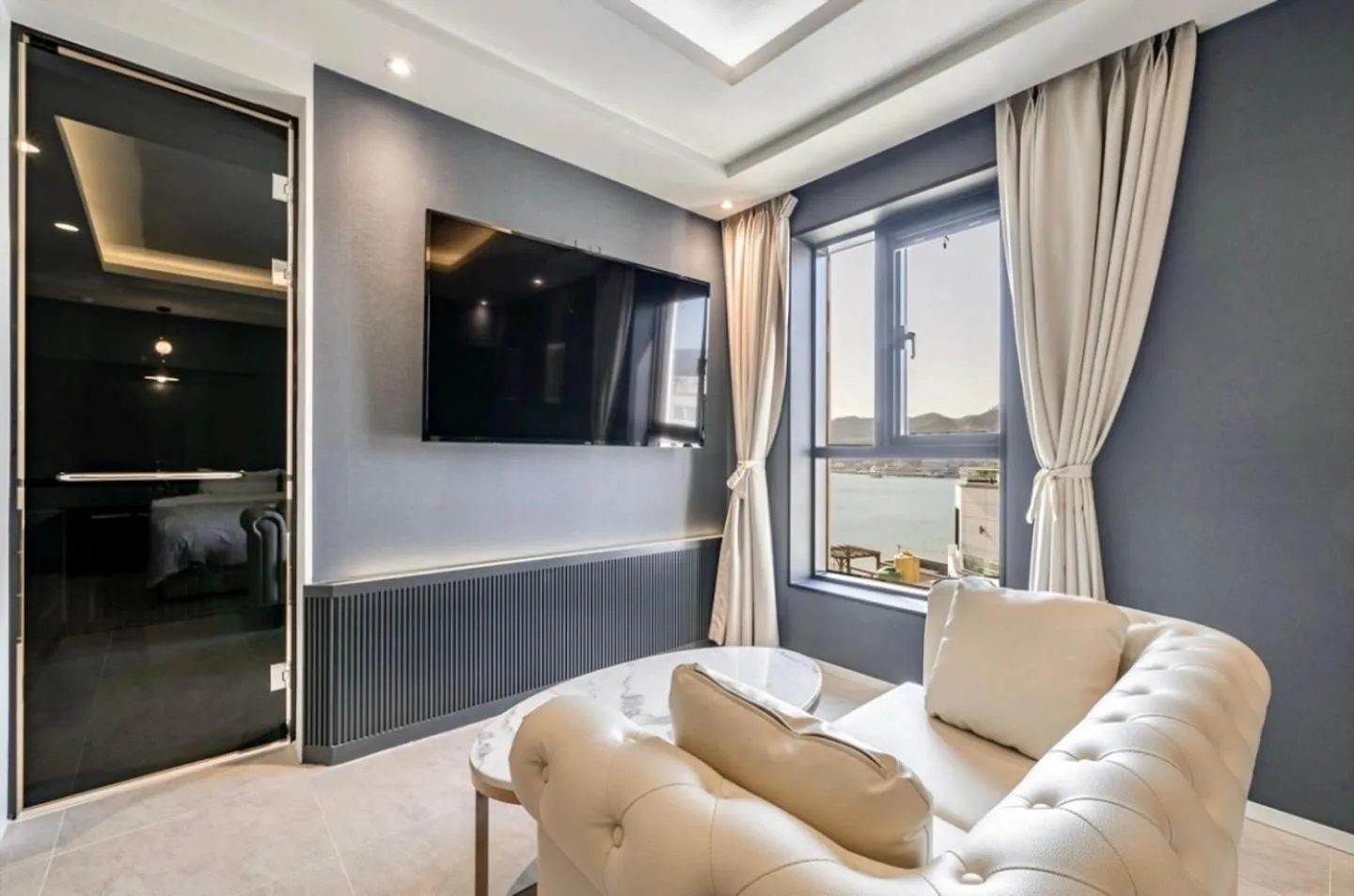 Photo of the whole room in H moment Hotel songjeong