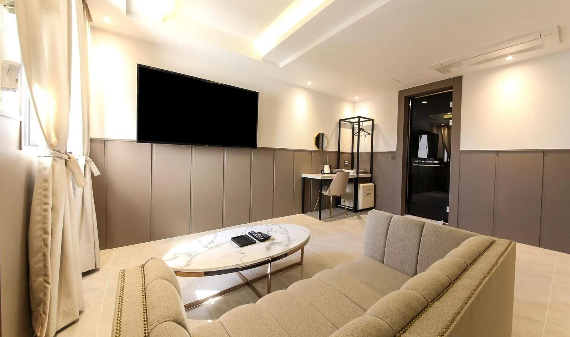 Bedroom in H moment Hotel songjeong