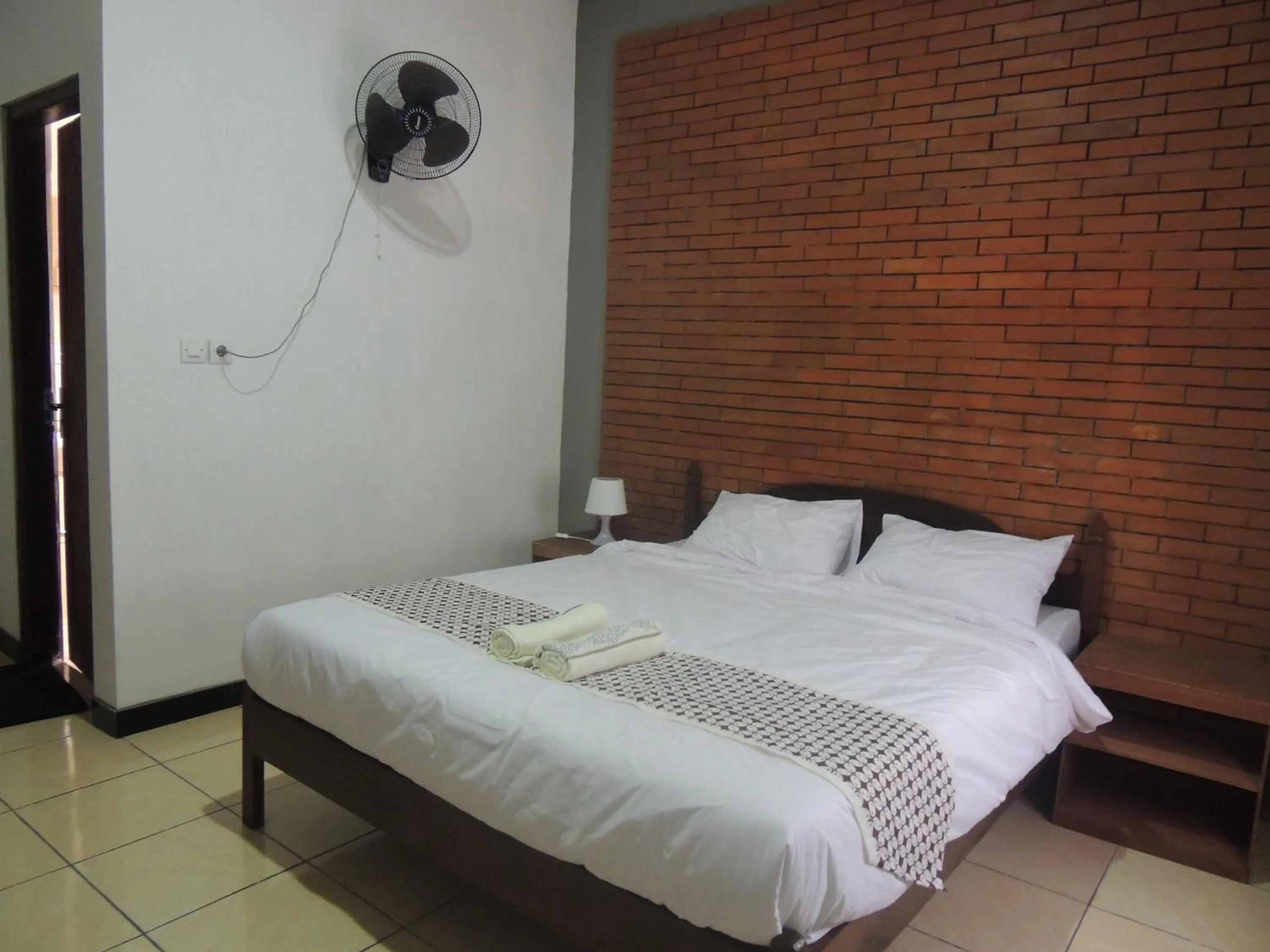 Bedroom in Omah Mardi Syariah by Ndalem Beong