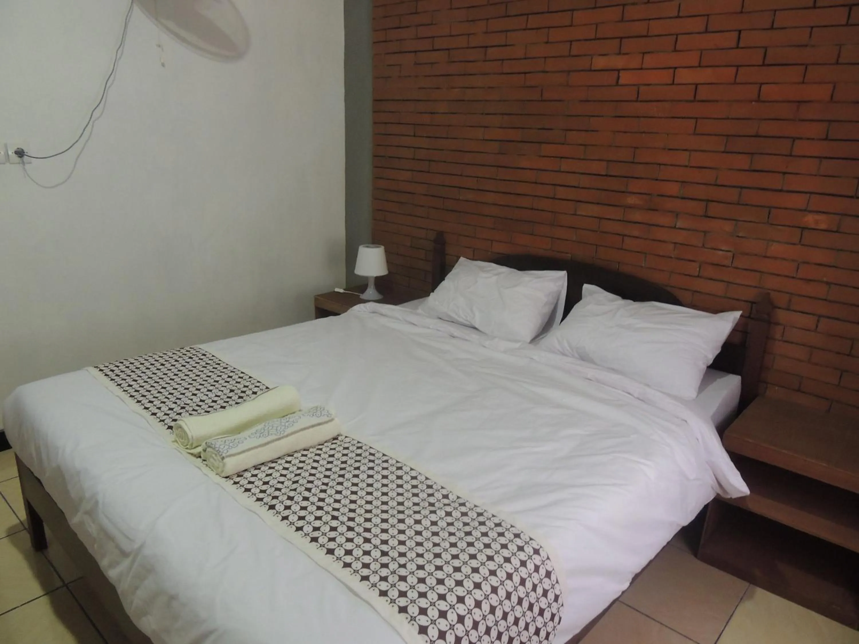 Bedroom in Omah Mardi Syariah by Ndalem Beong