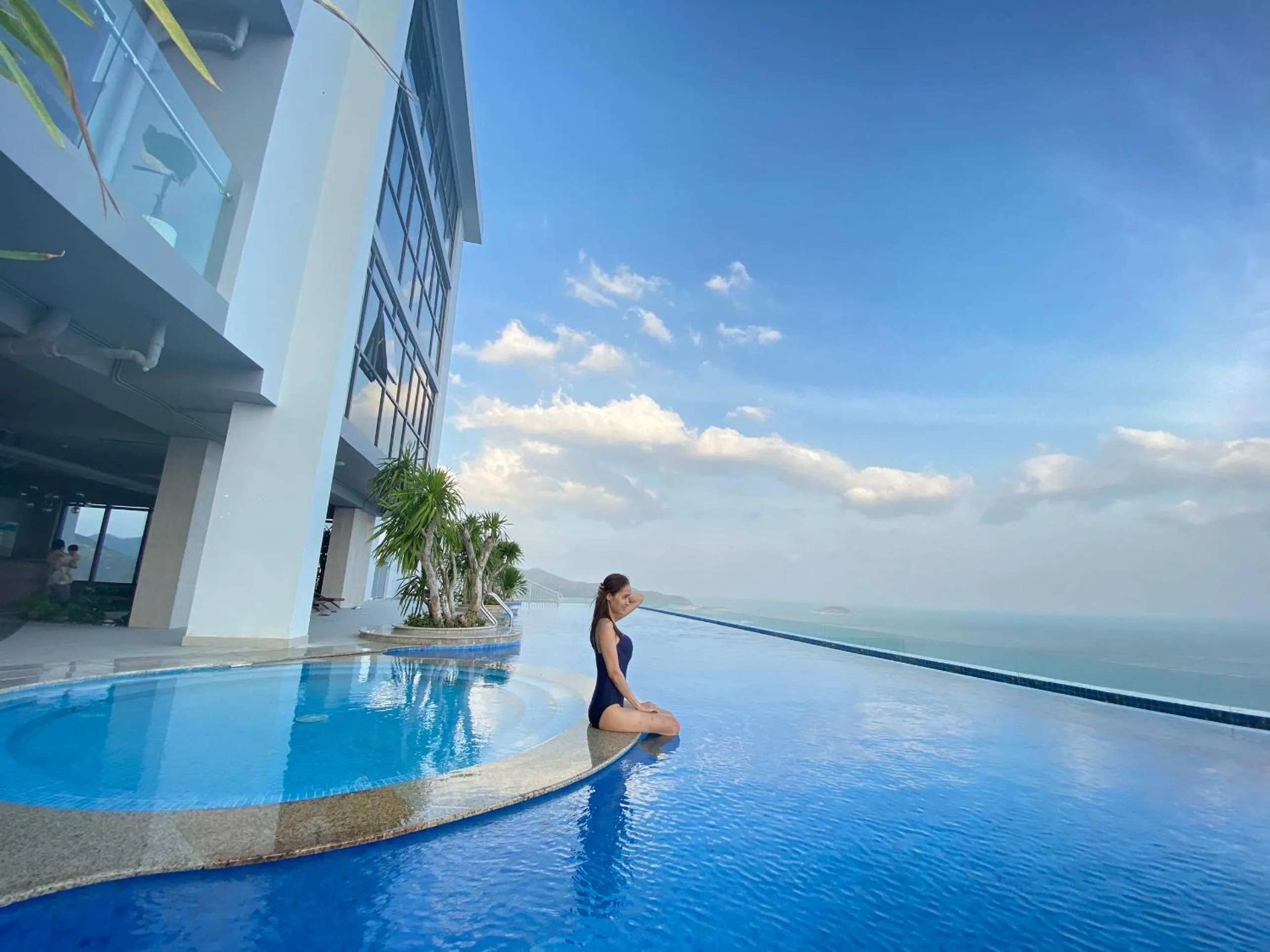 Swimming pool in Wise Stay Scenia Bay Apartment