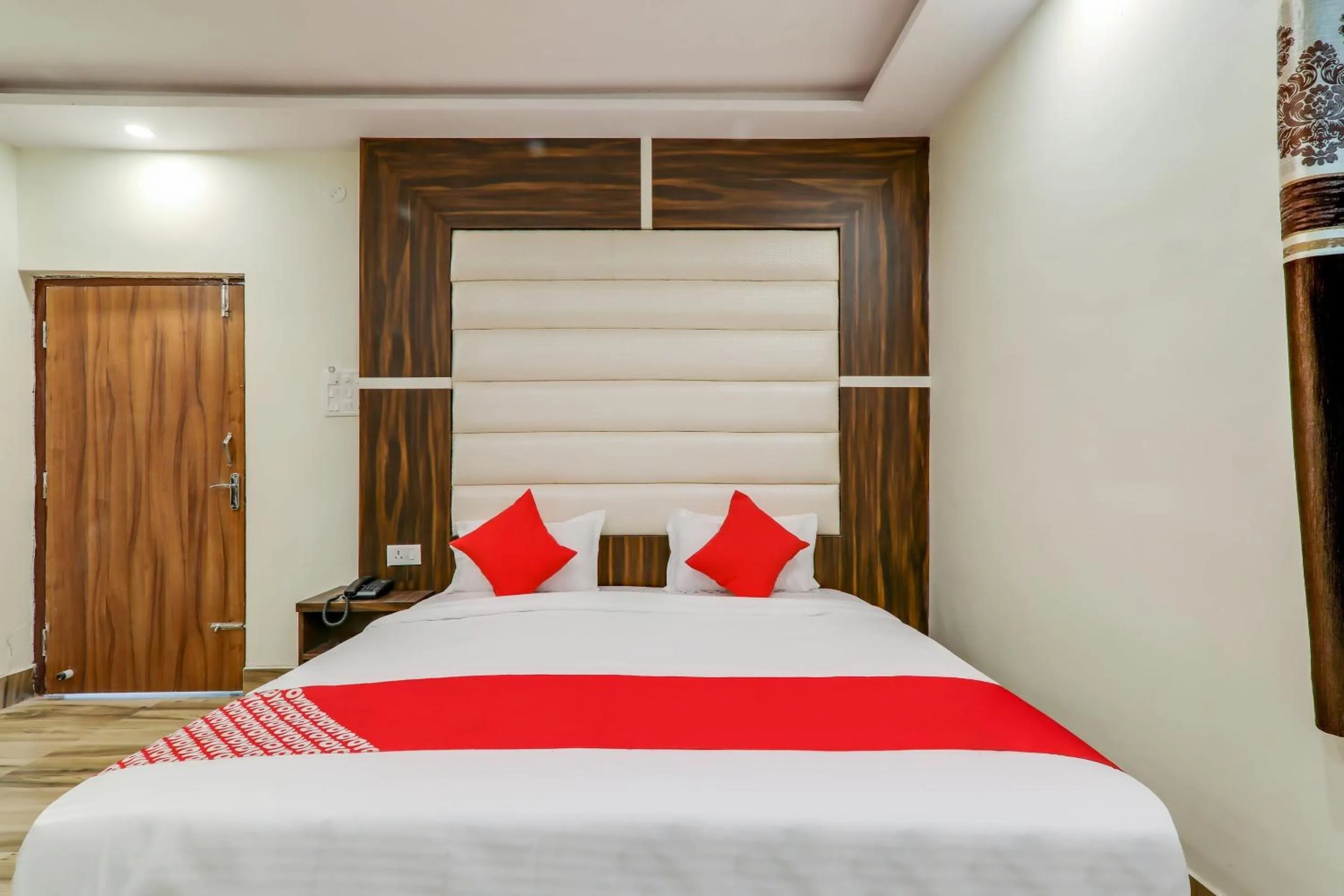 Bedroom, Bed in Hotel Navya Grand