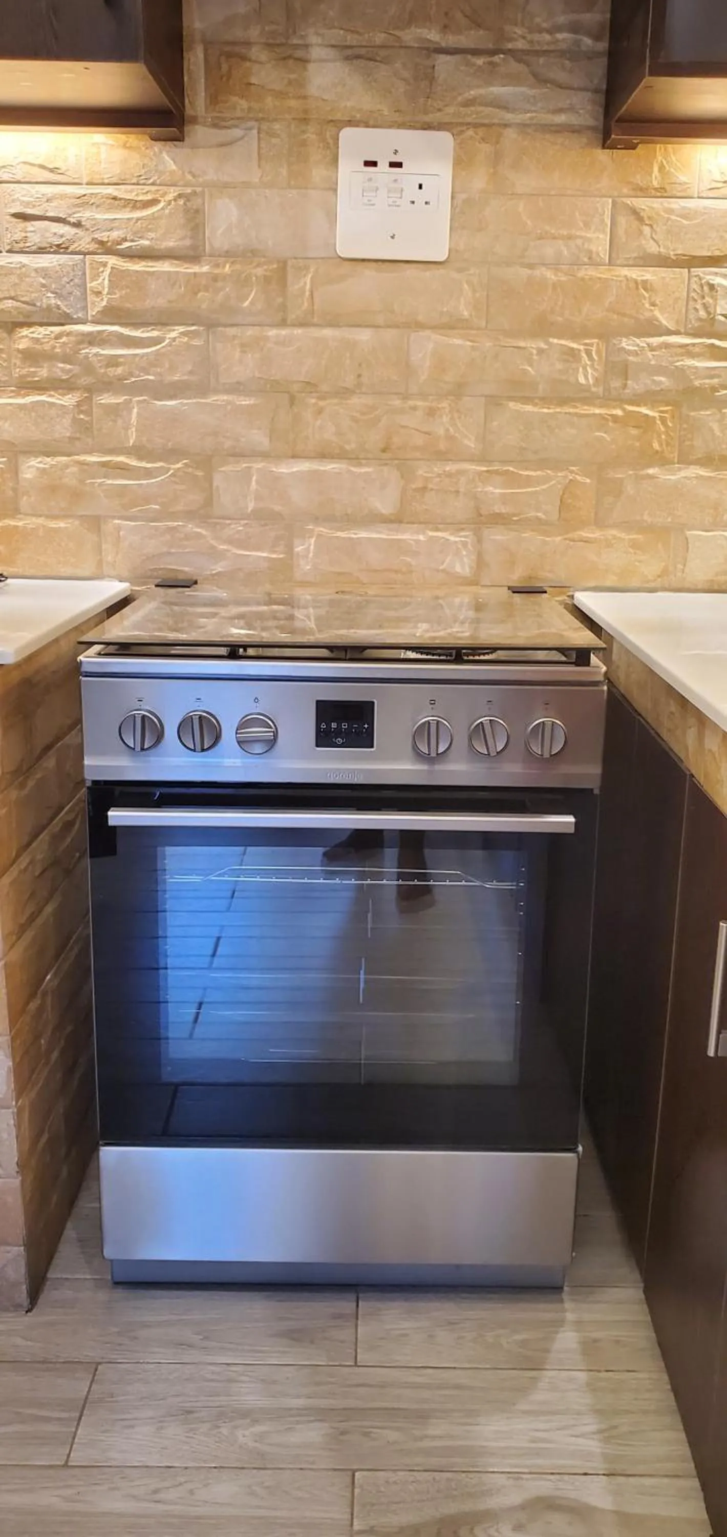 Kitchen or kitchenette in ENTEBBE-STAY Aparthotel - KITOORO