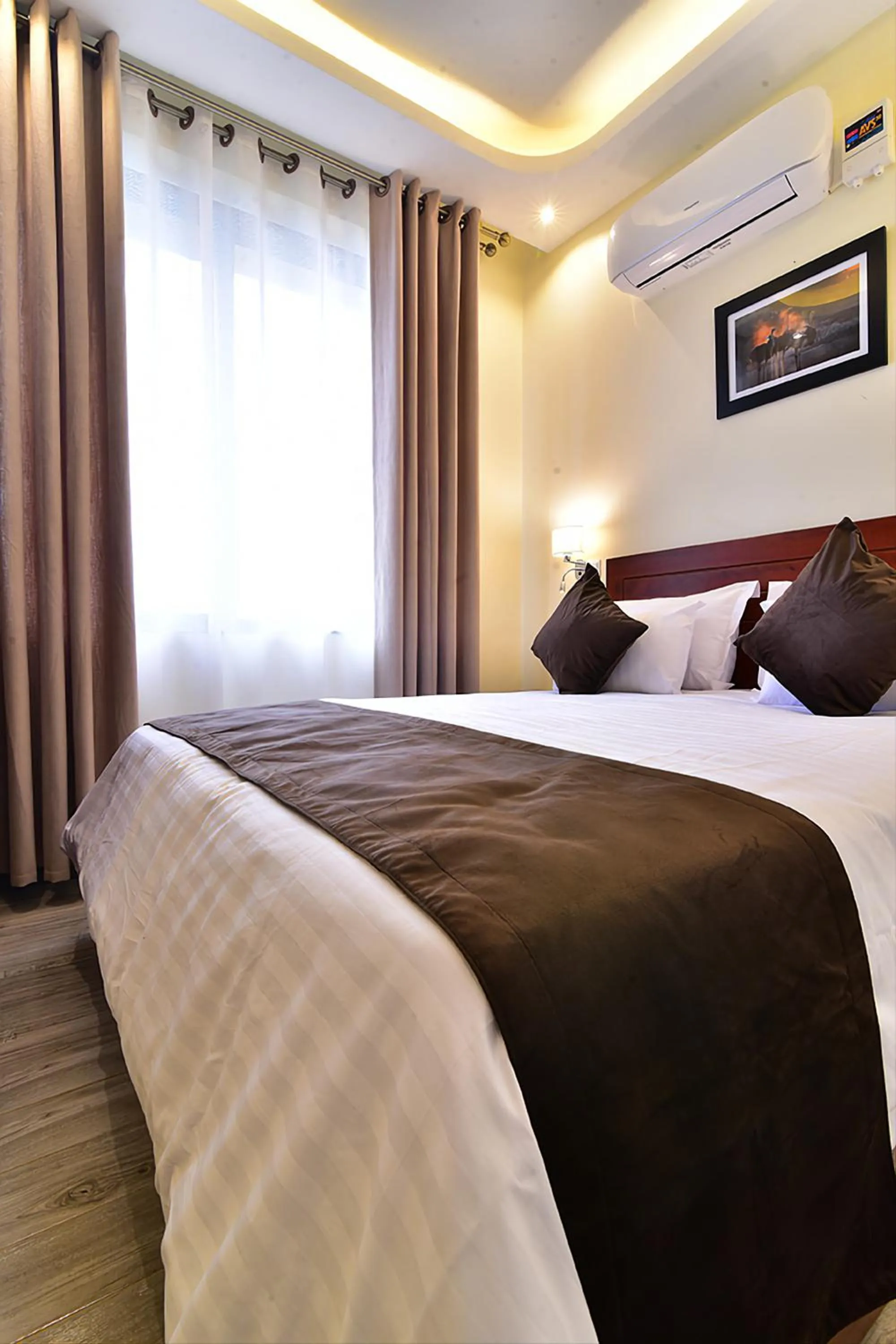 Bed in ENTEBBE-STAY Aparthotel - KITOORO