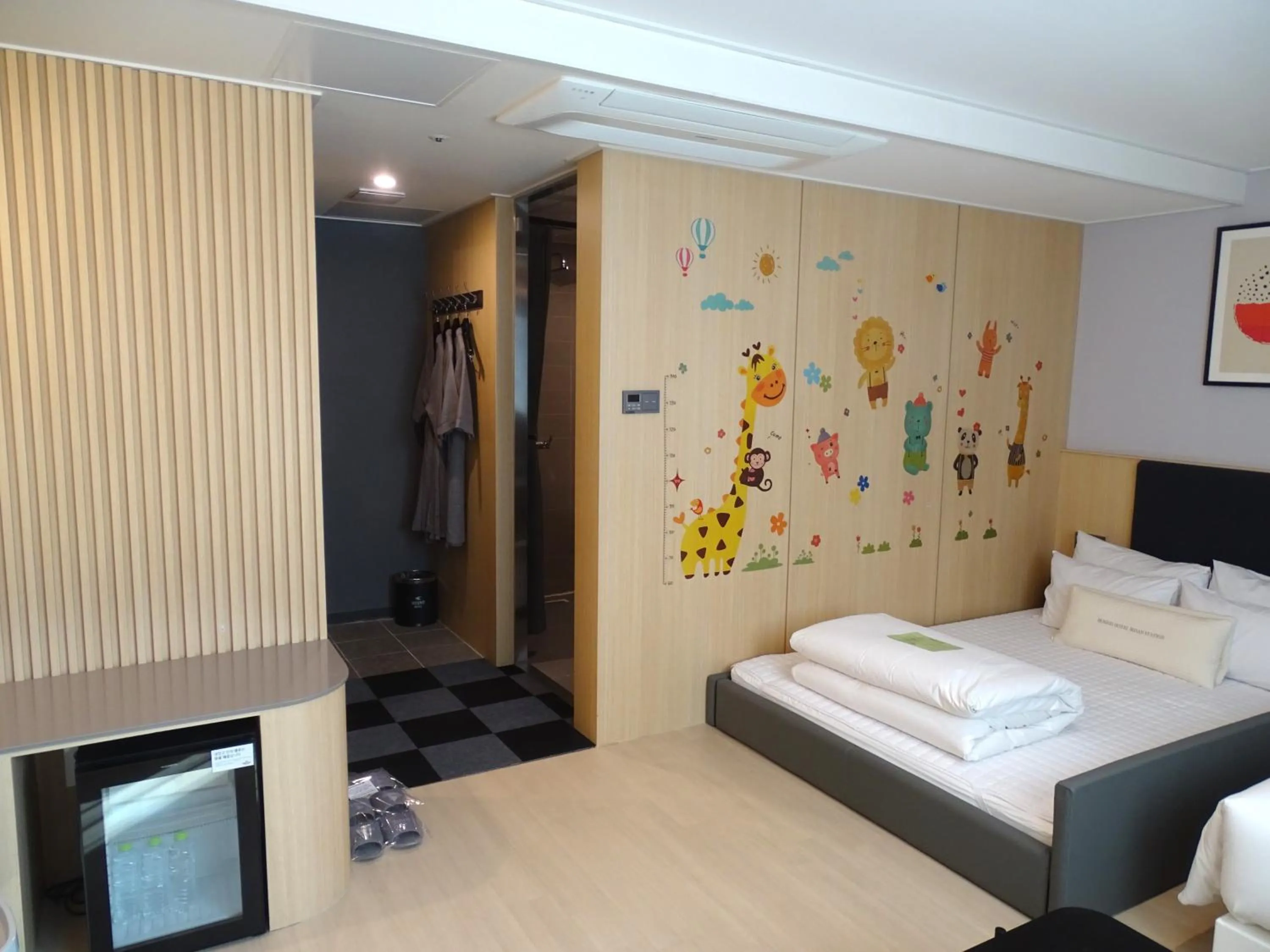 Bedroom, Bed in Hound Hotel Busan Station