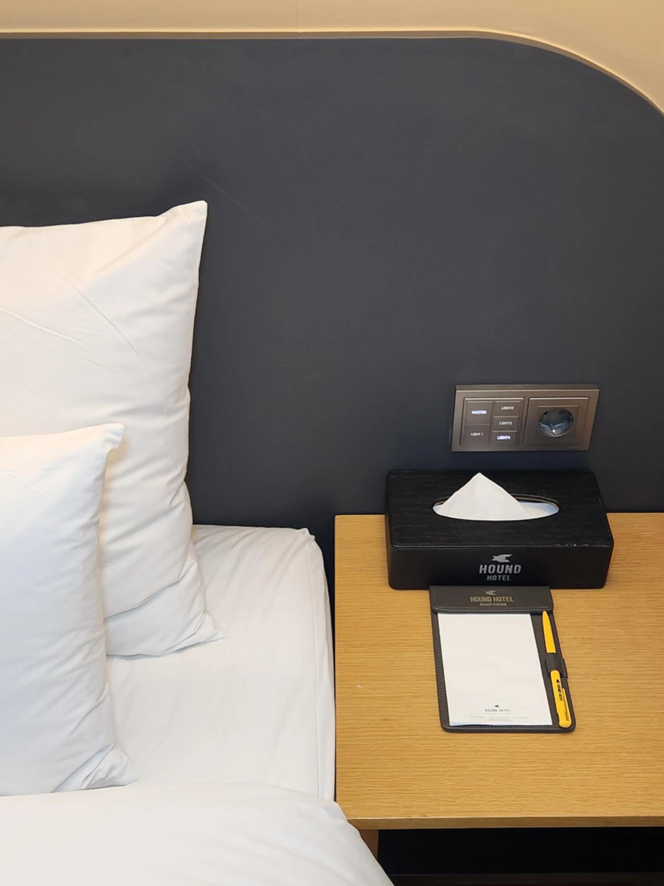 TV and multimedia, Bed in Hound Hotel Busan Station