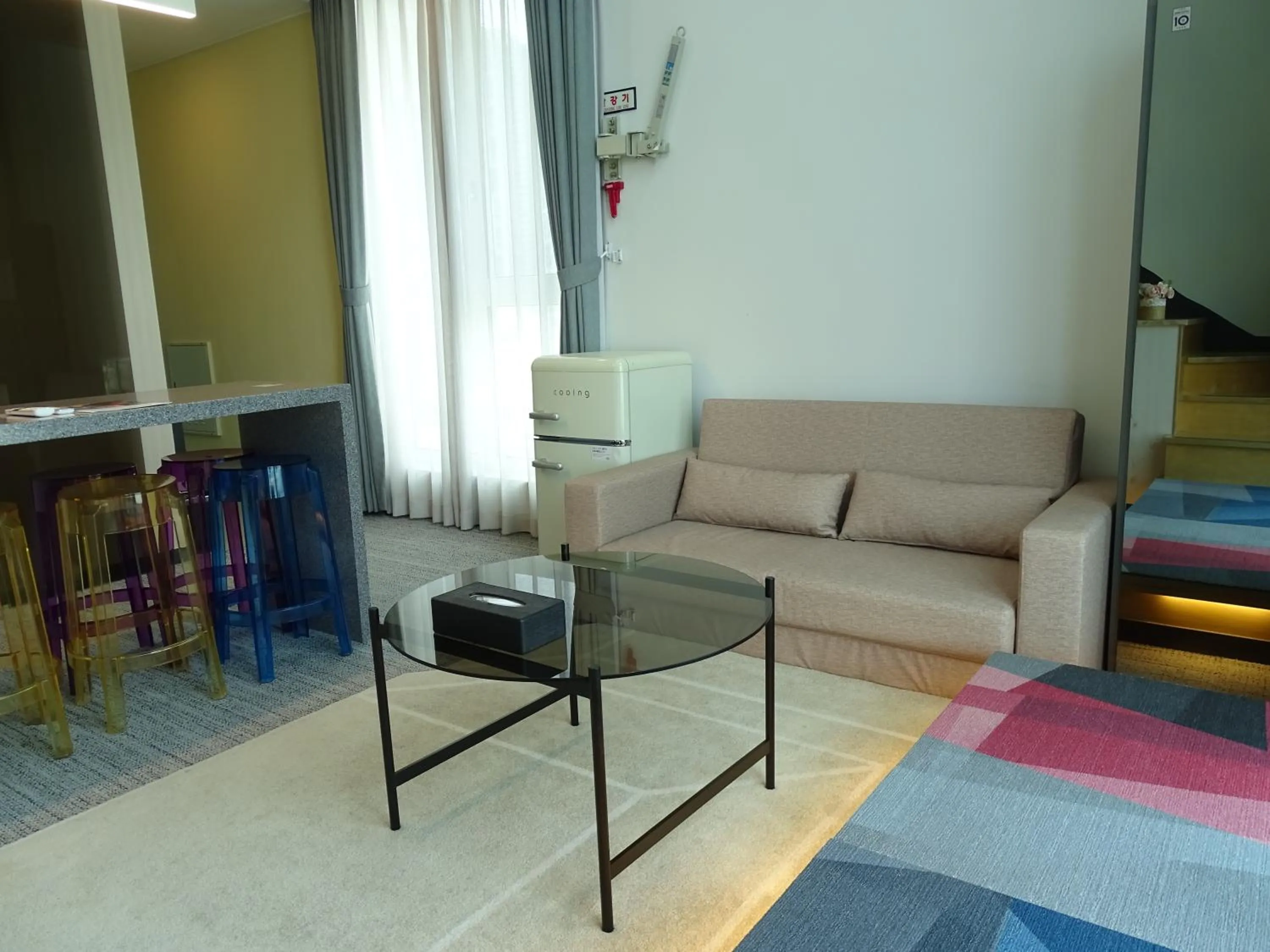 Living room in Hound Hotel Busan Station