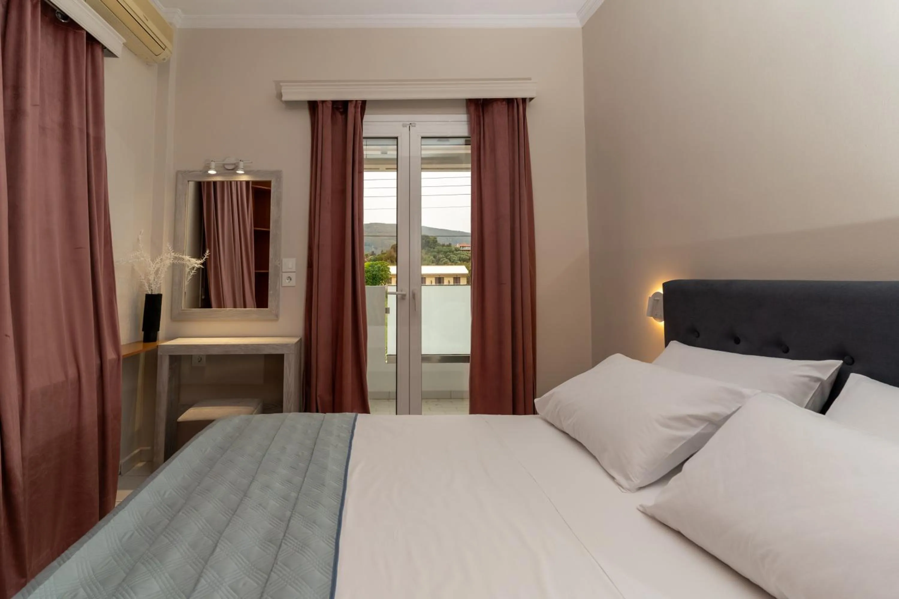 Bed in Acapulco Marinos Apartments- Adults Only