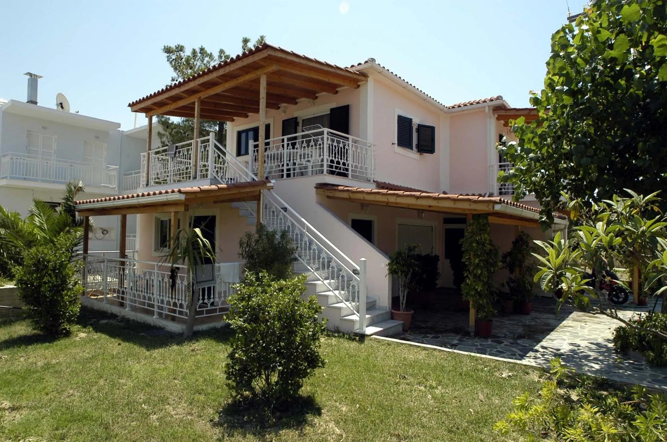 Facade/entrance in Acapulco Marinos Apartments- Adults Only