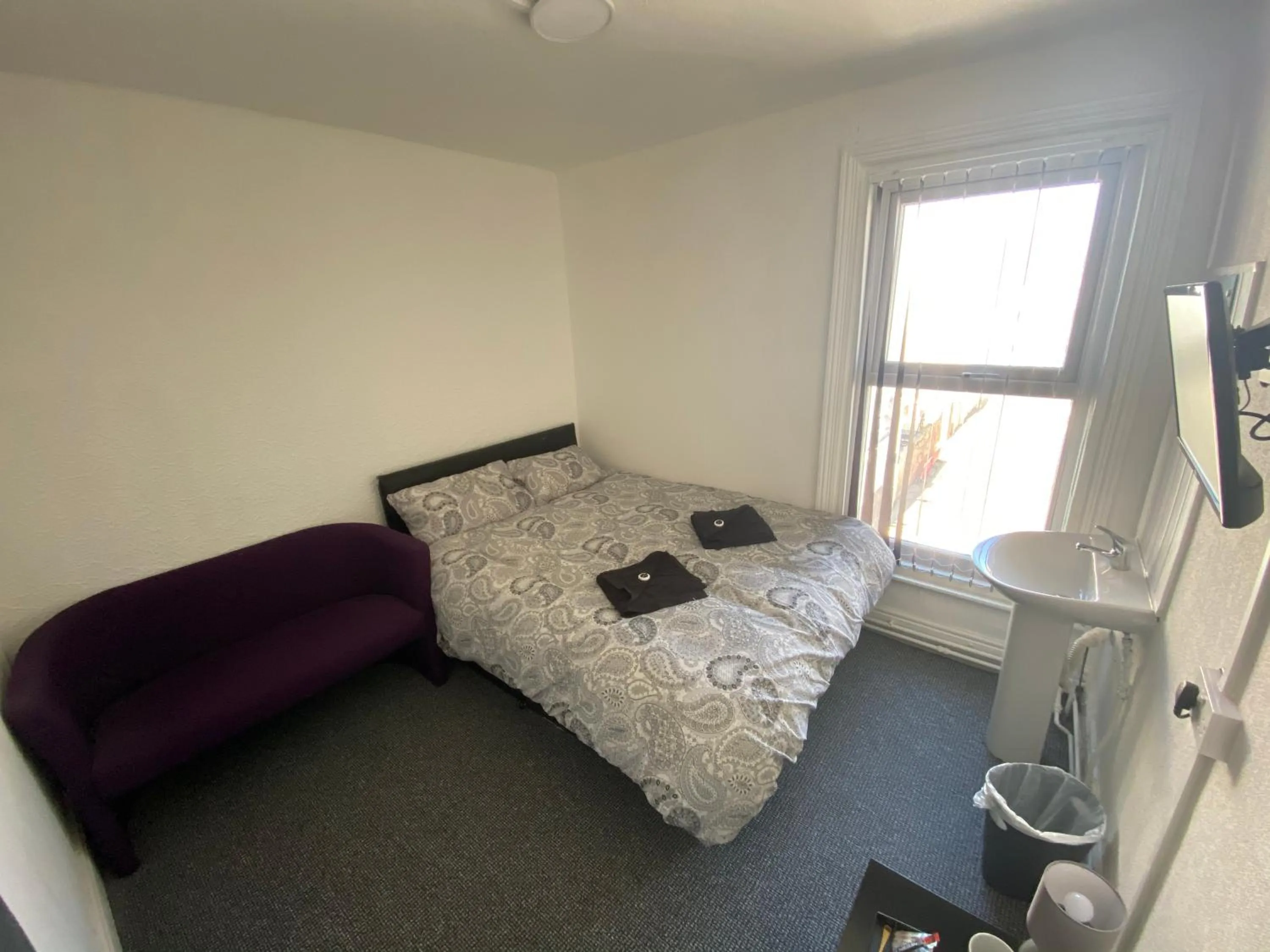 Bed in The Honley hotel