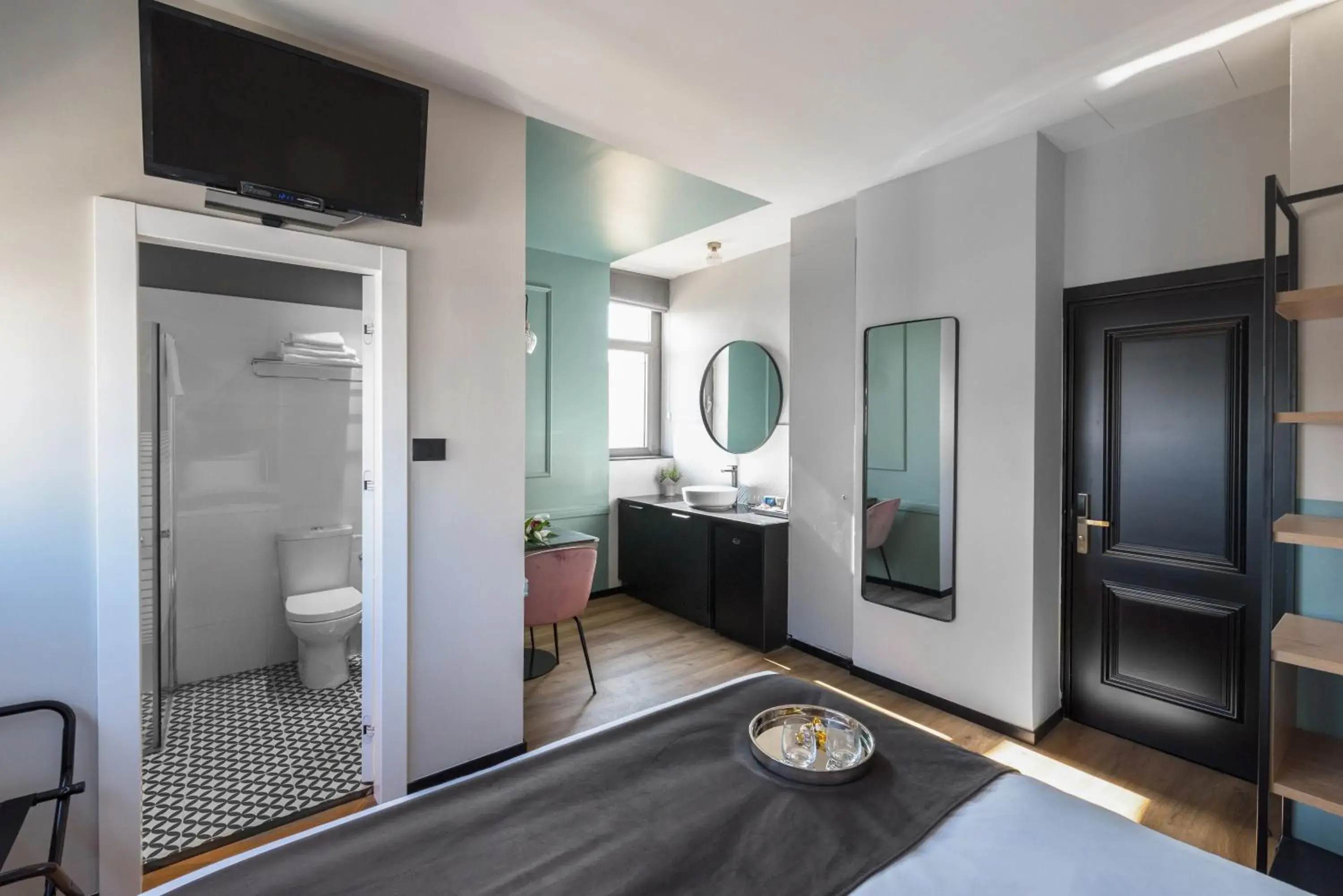 Classic Double or Twin Room in Dizengoff Garden Hotel Classic Double or Twin Room in Dizengoff Garden Hotel