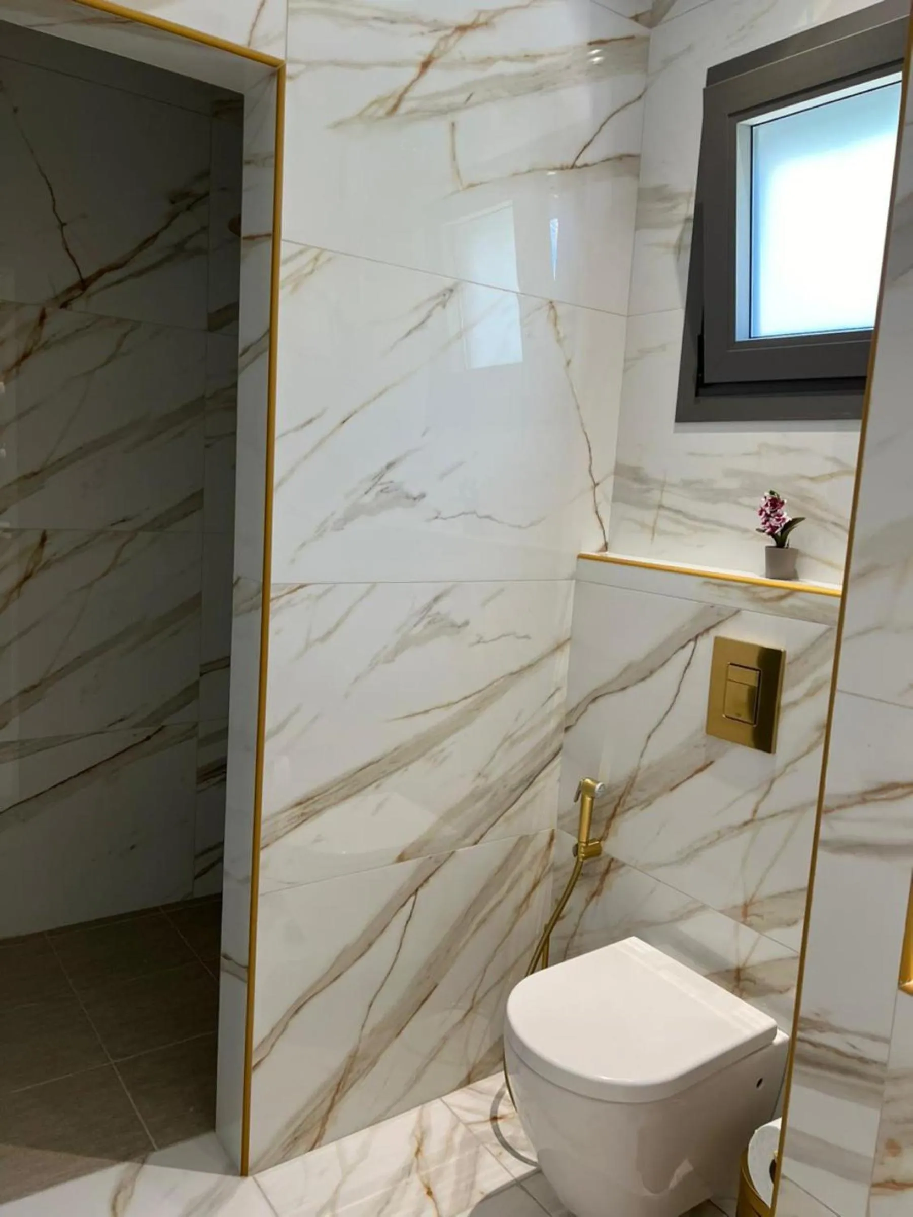 Toilet in Four Seasons Villas