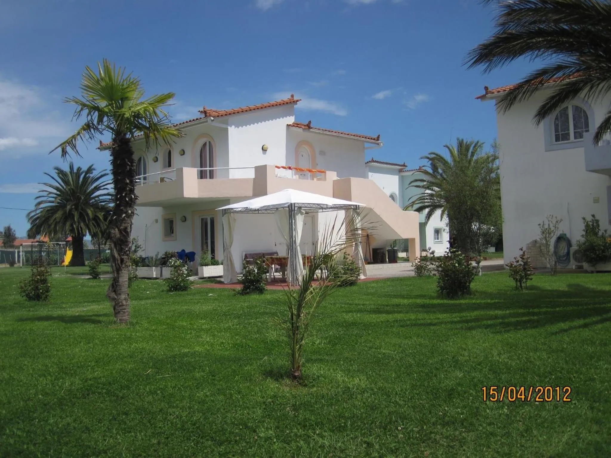 Facade/entrance in 7Syn7